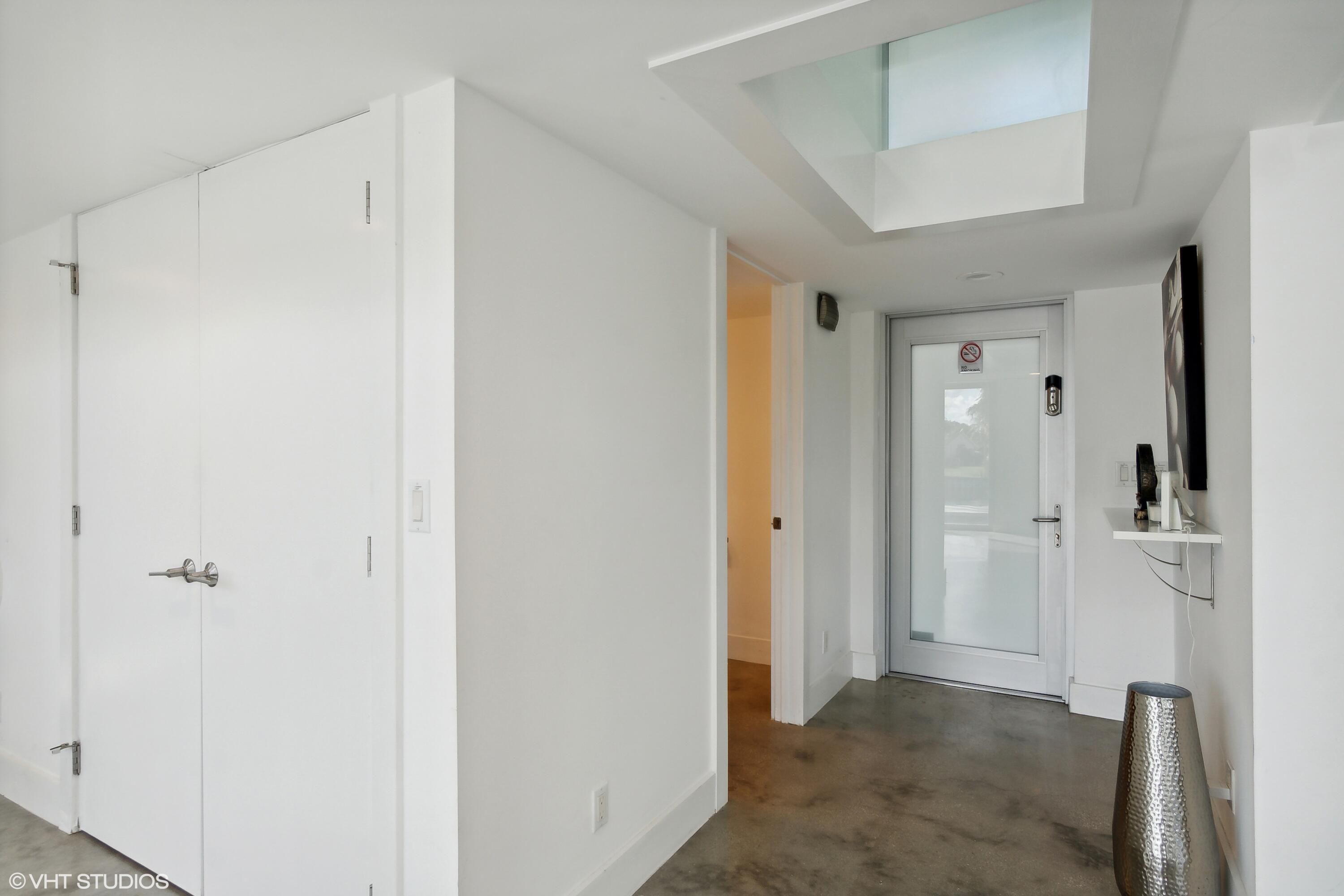 406 Venice Drive
