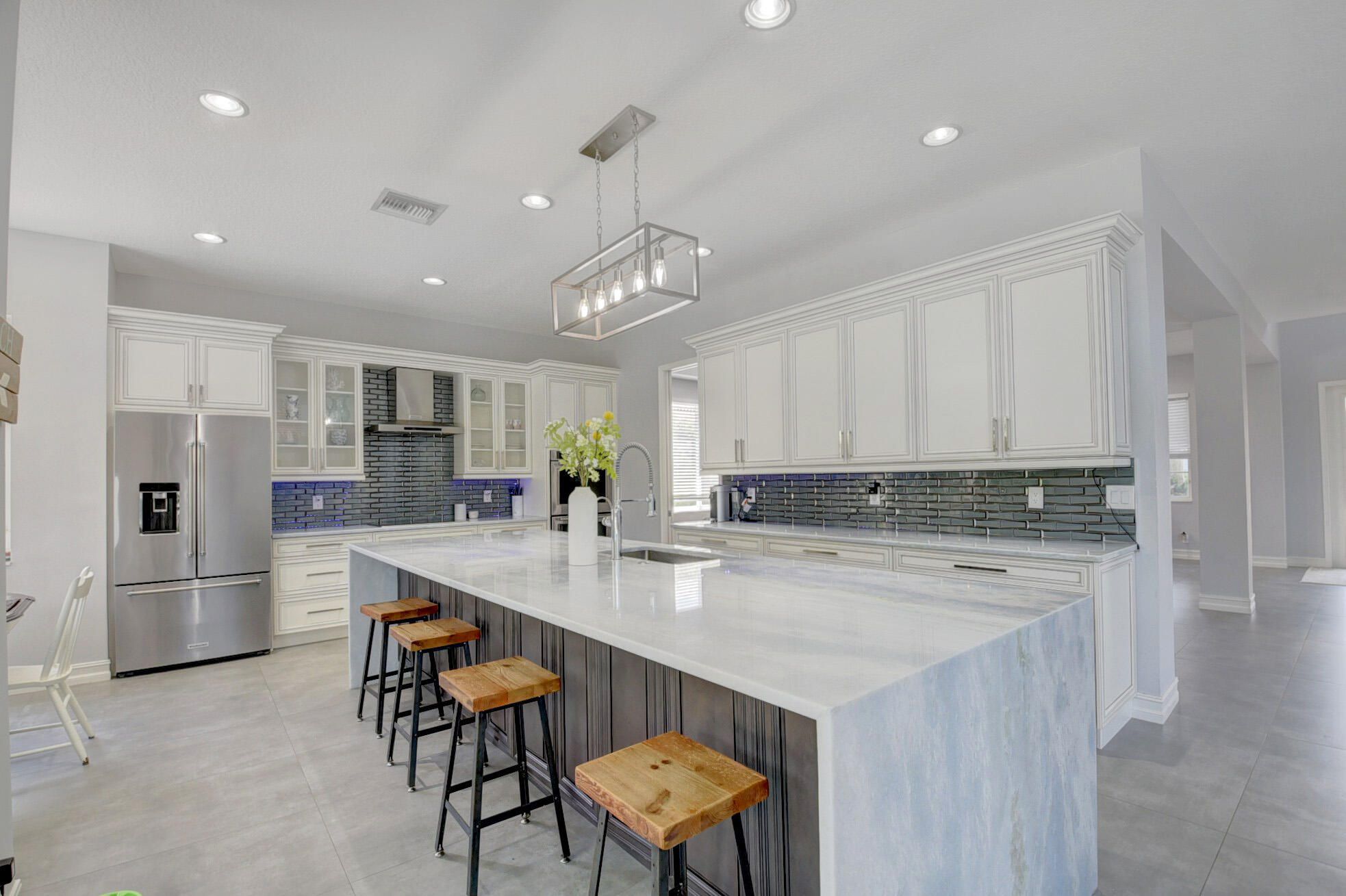Properties 11441 Manatee Bay Lane