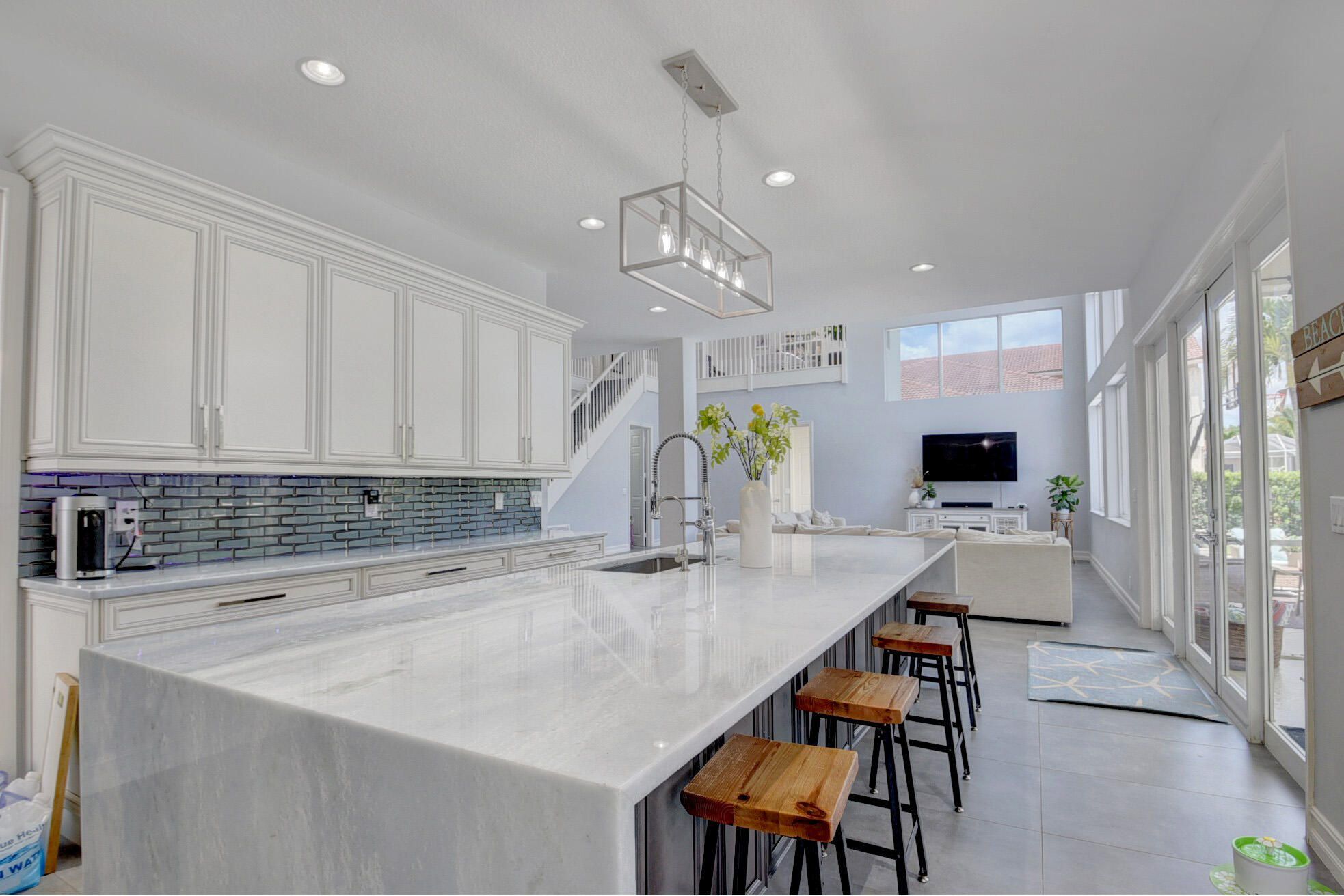 Properties 11441 Manatee Bay Lane