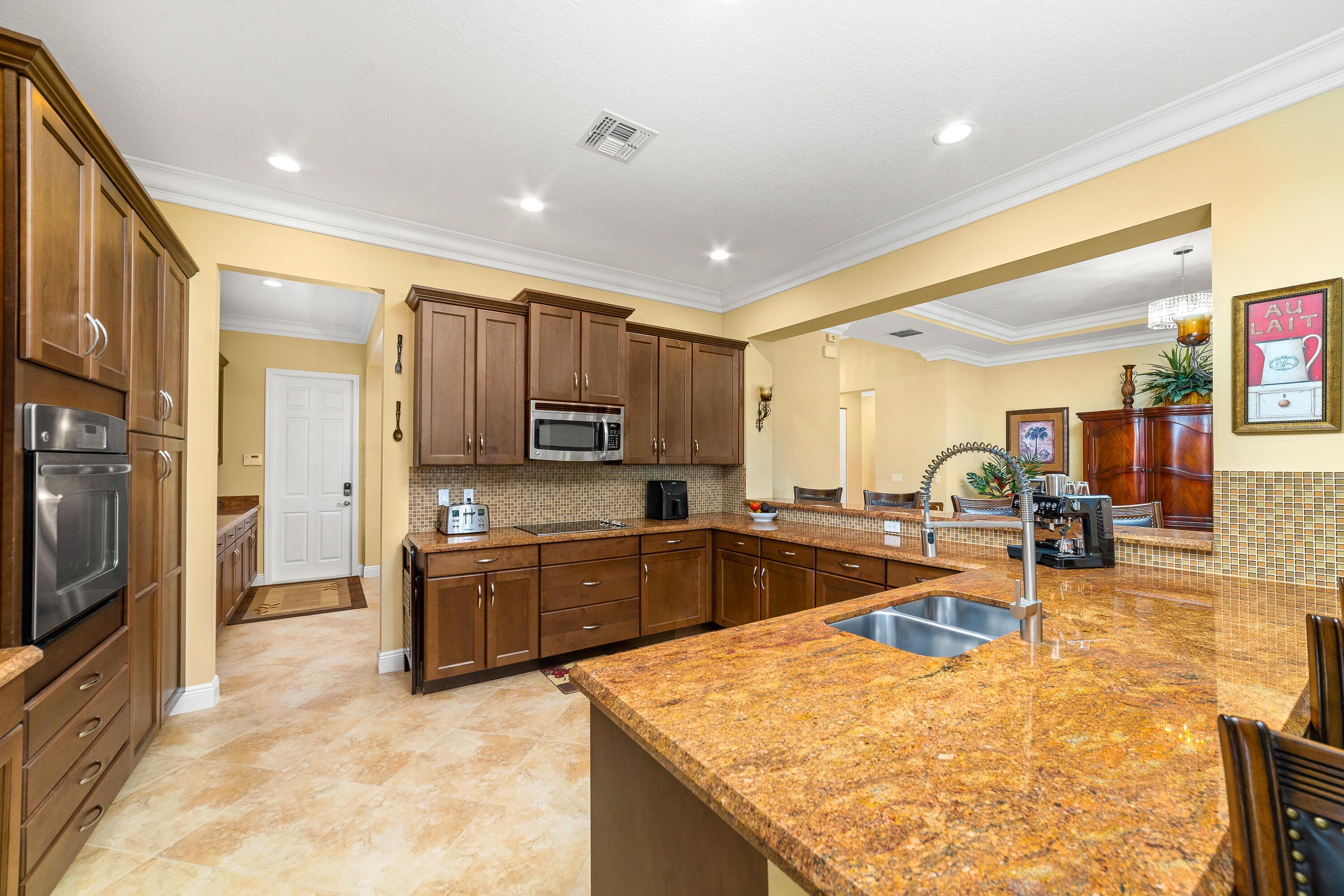 2434 Bellarosa Circle