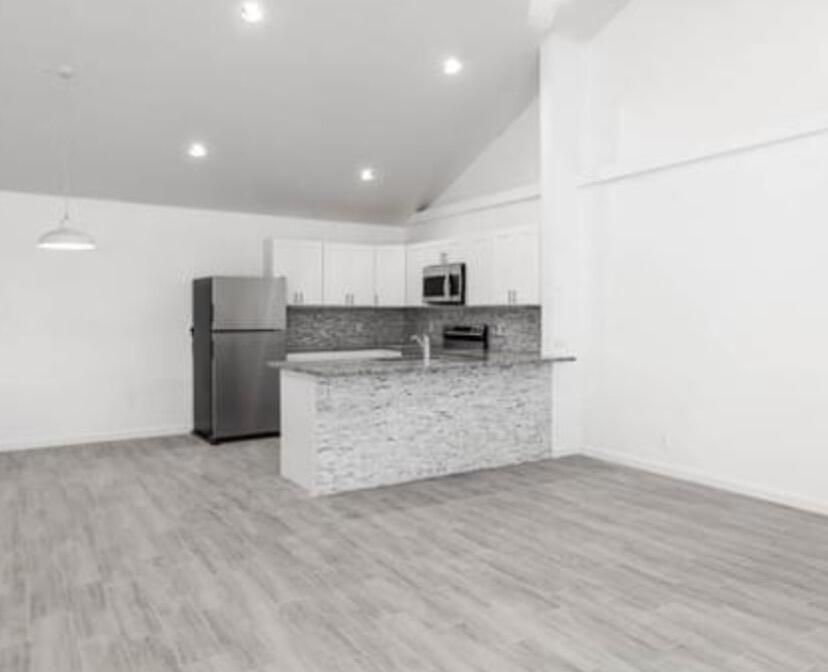 Properties 13902 Folkestone Circle