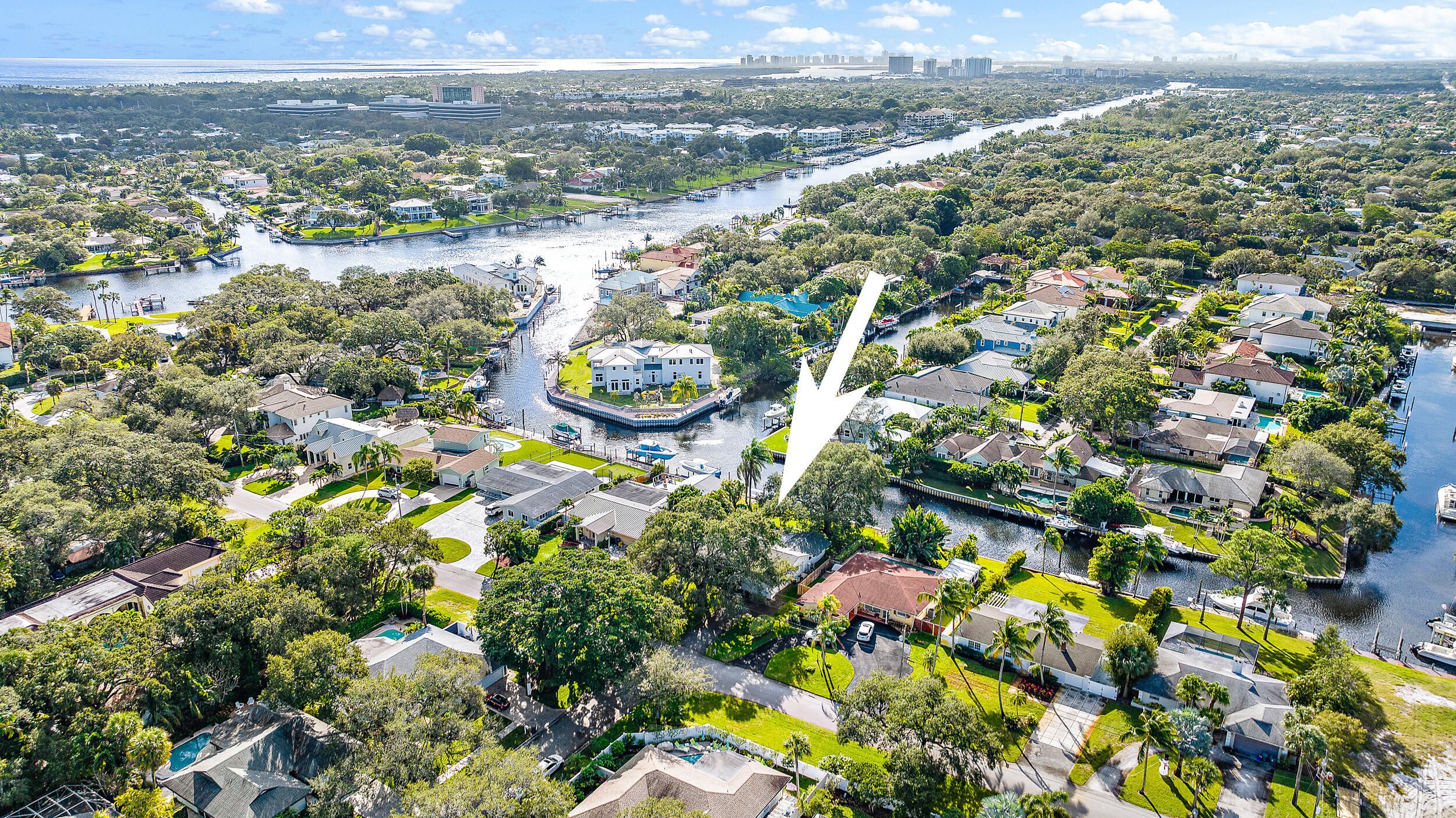 2398 Flamingo Road