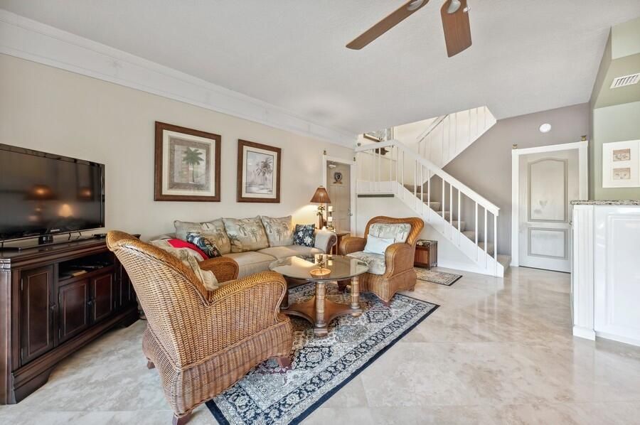 2073 Tarpon Lake Way