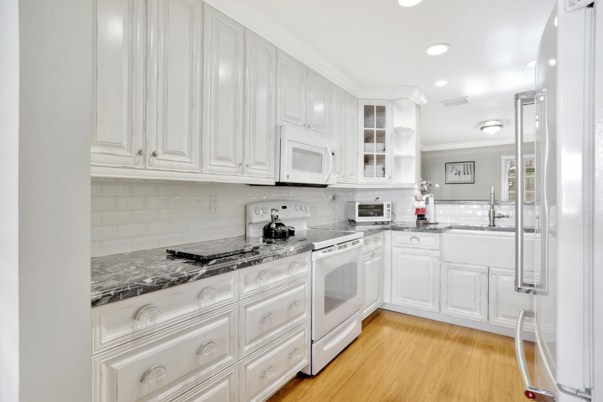 1605 Cypress Pointe N Drive