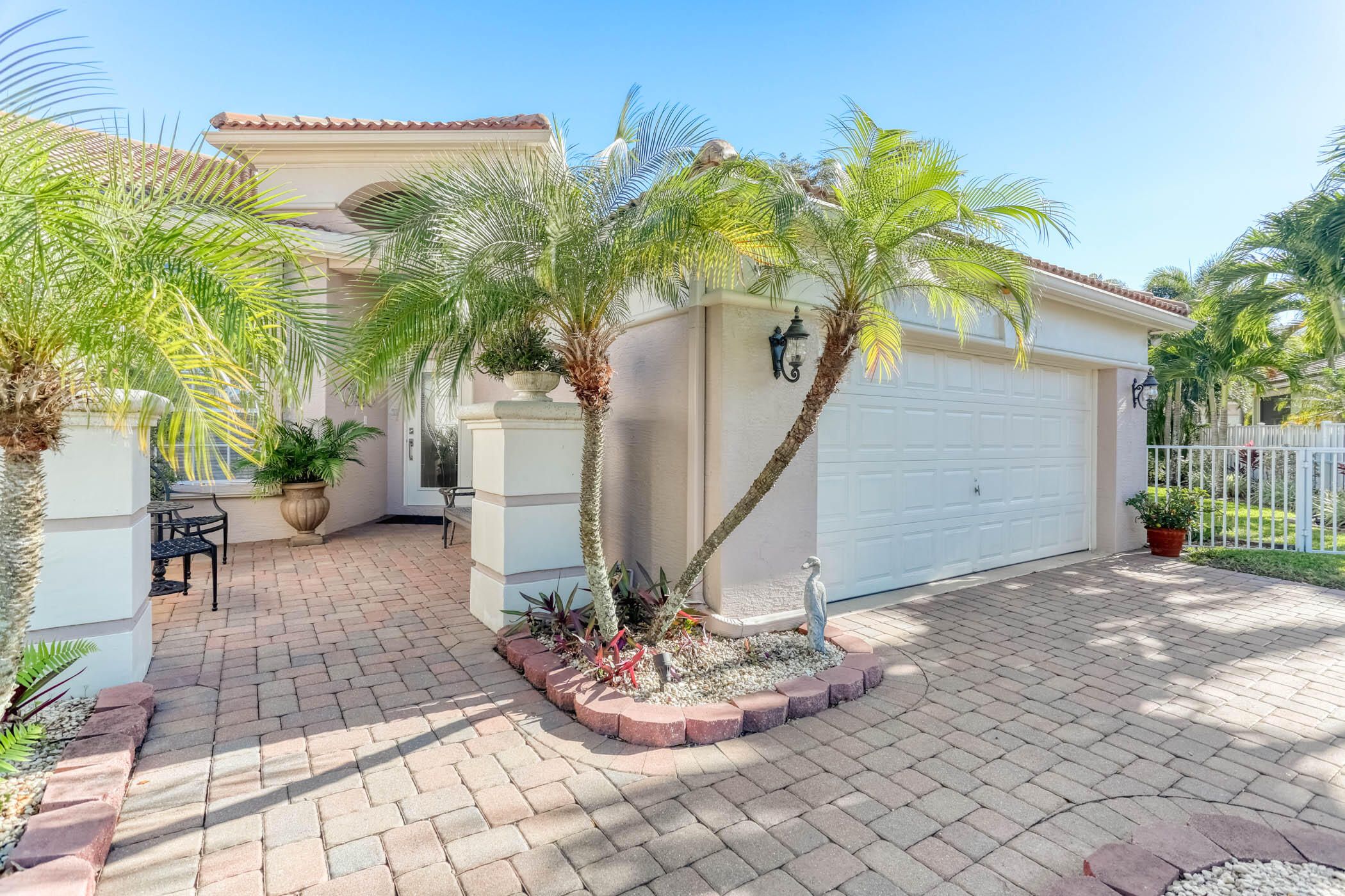 8402 Staniel Cay