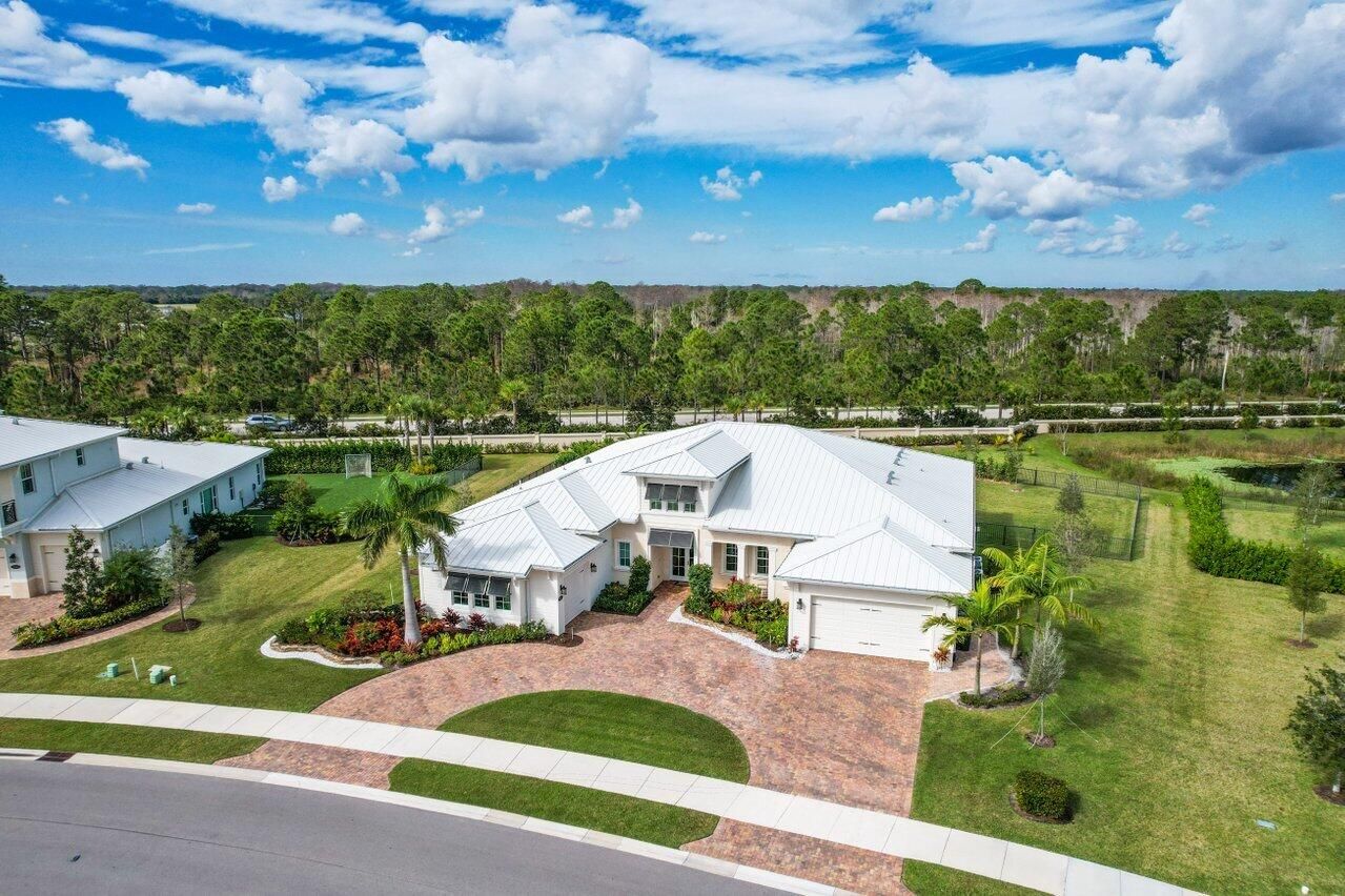 19934 SE Gallberry Drive