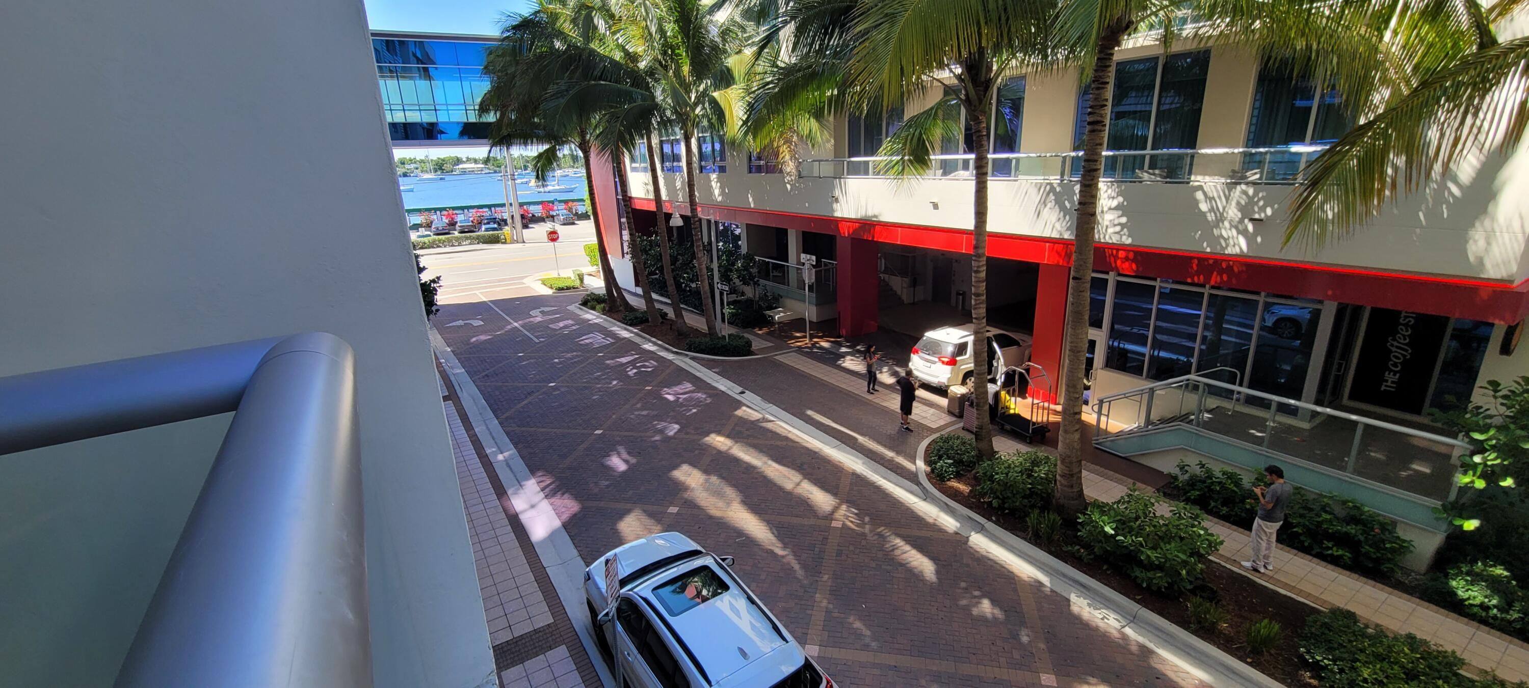 777 N Ocean Drive