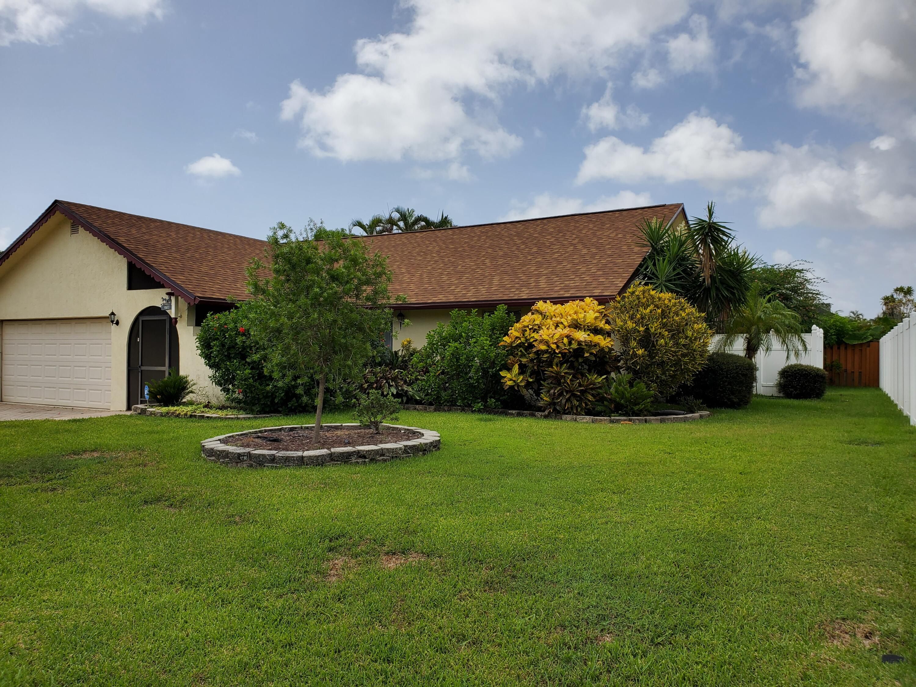 3756 NW 9th Street