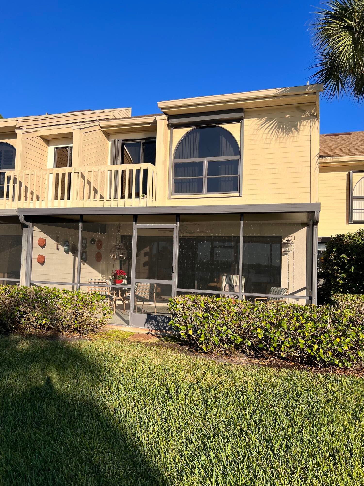 1102 SE Mitchell 305 Avenue
