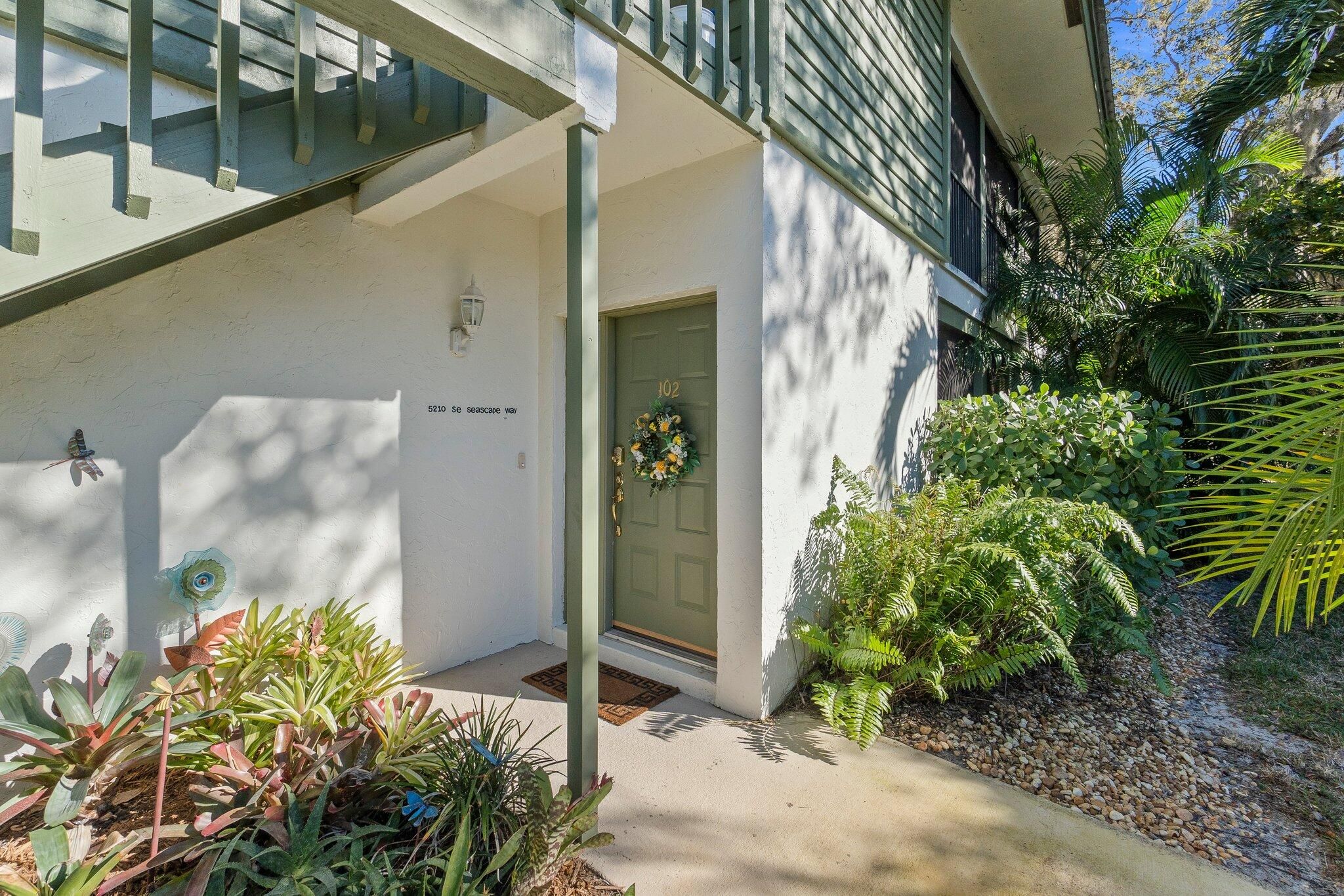 5210 SE Seascape Way