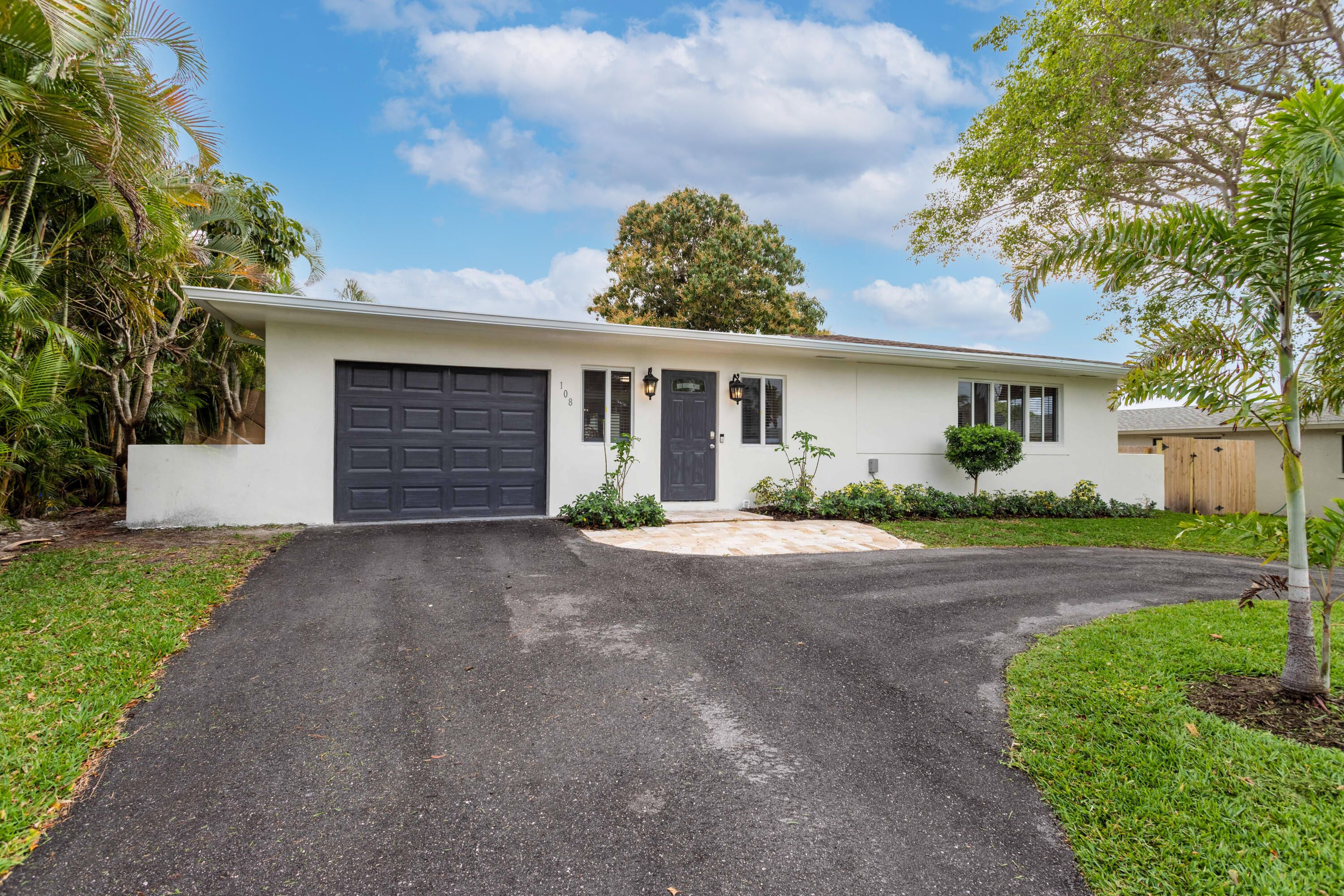 108 SE 31st Avenue