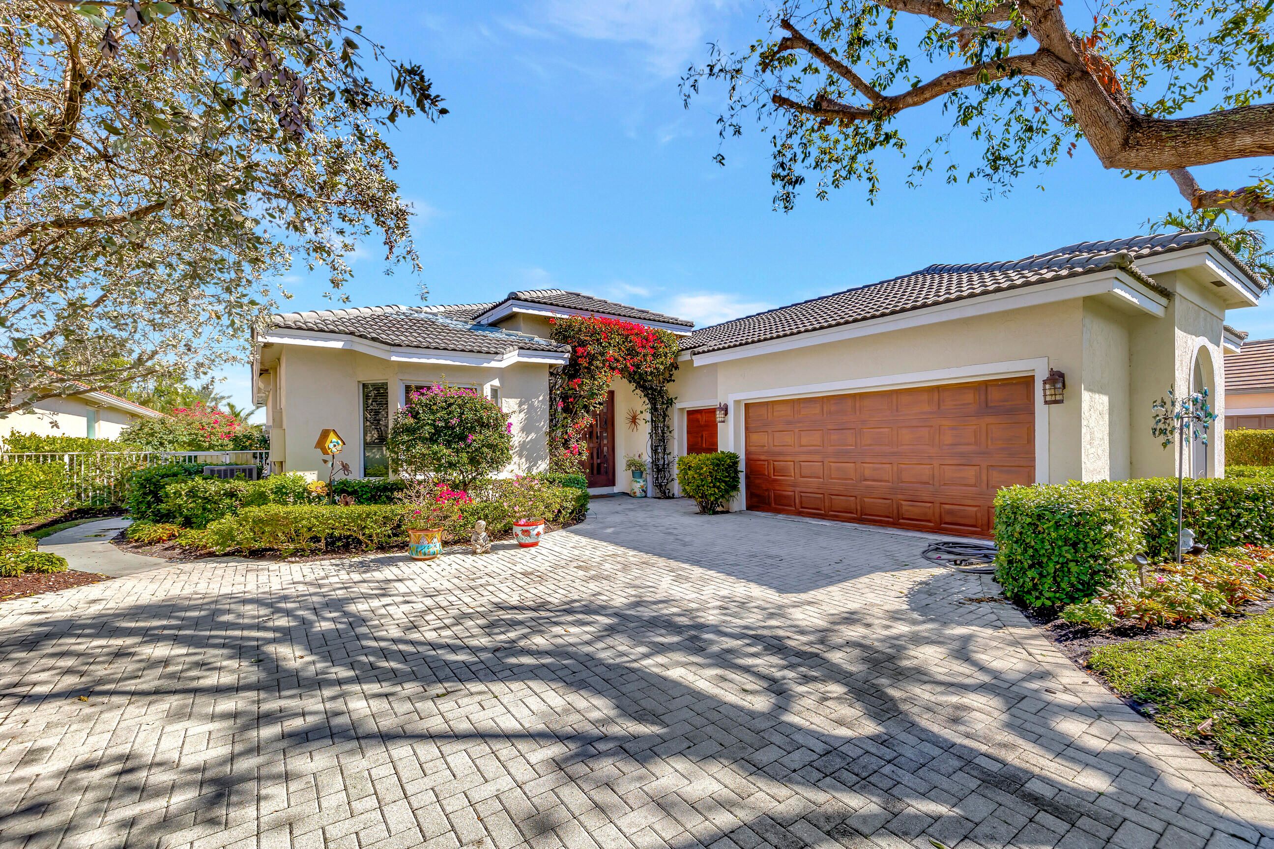 655 Greensward Lane