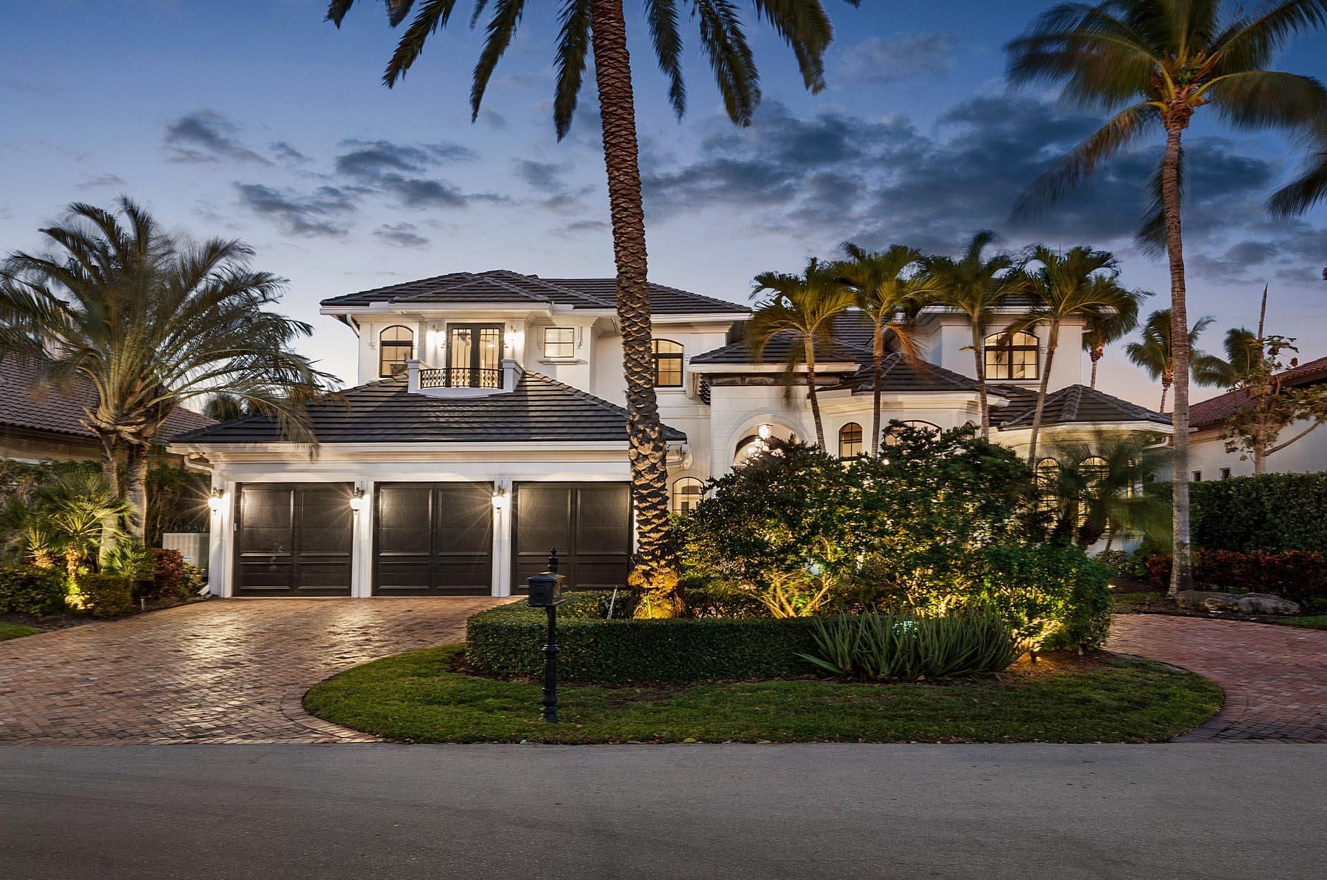 2362 W Maya Palm Drive