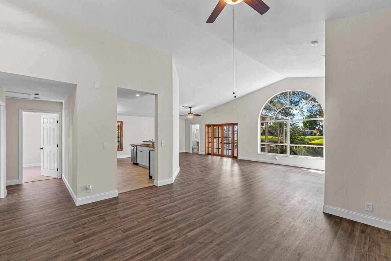 1031 Siena Oaks W Circle
