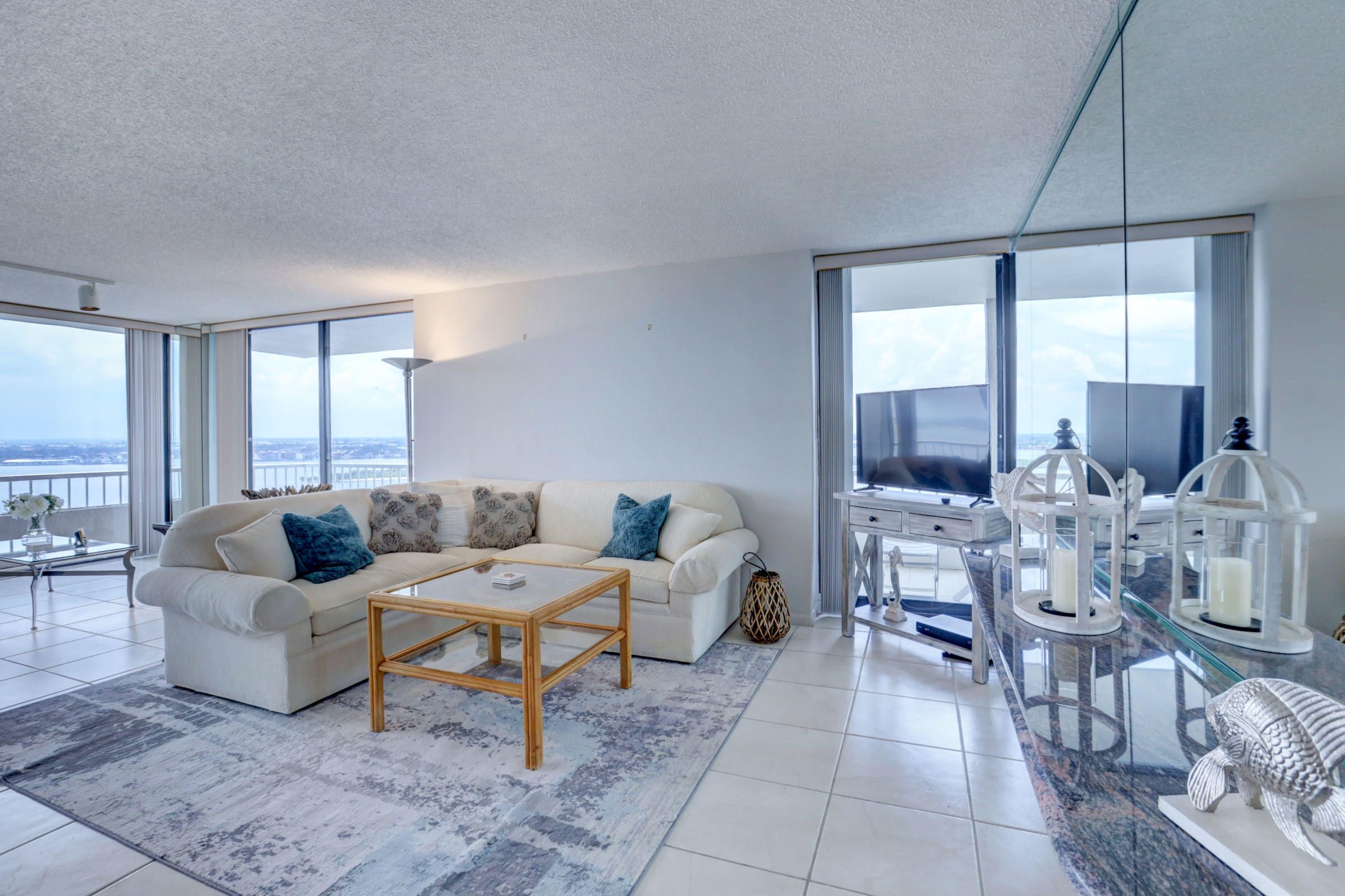5550 N Ocean Drive