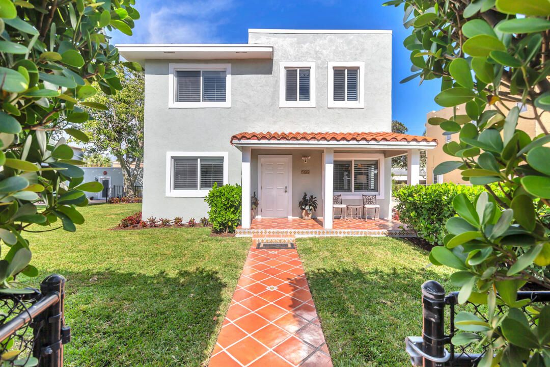 921 Ortega Road