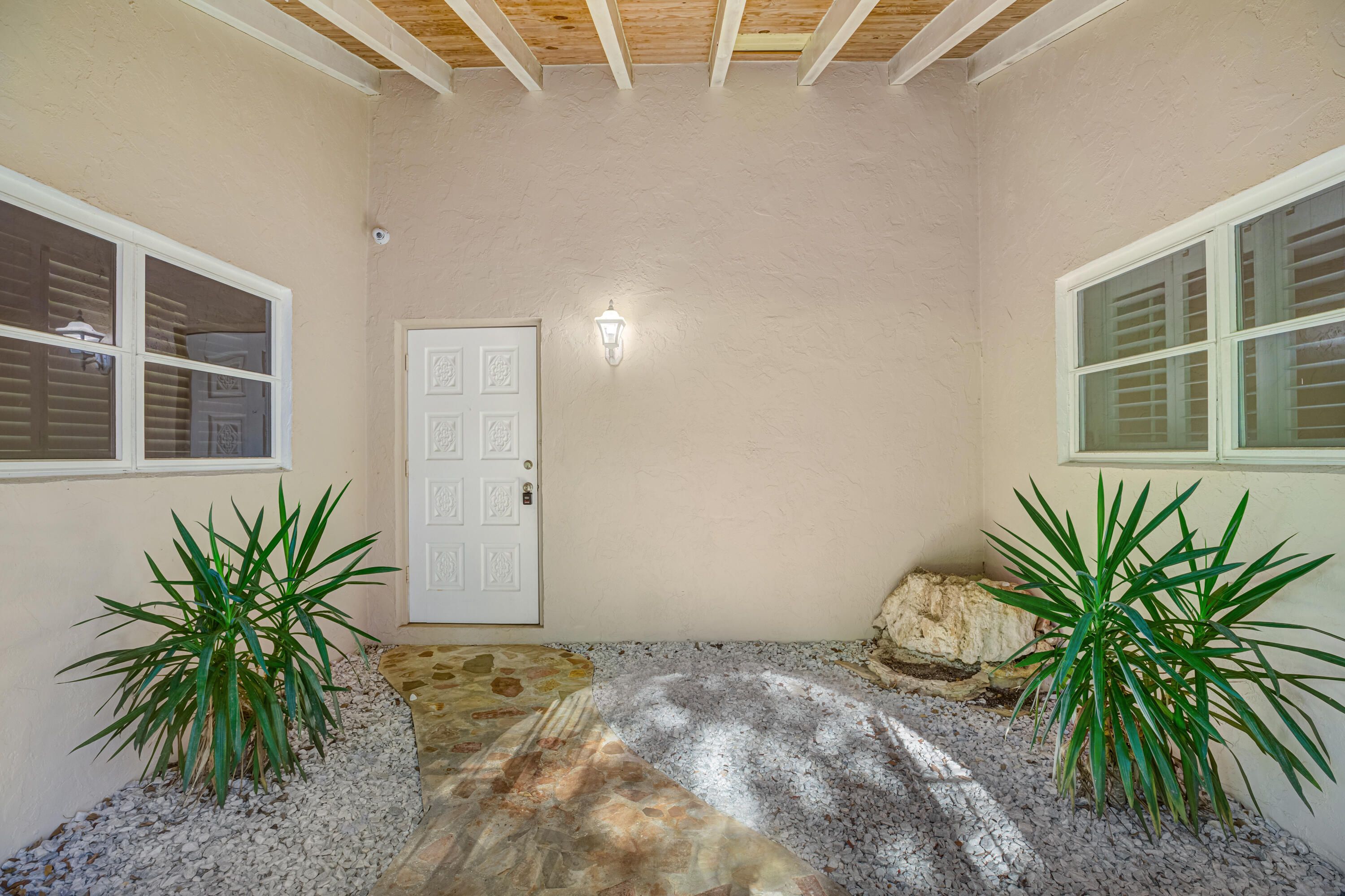 5841 Michlar Drive
