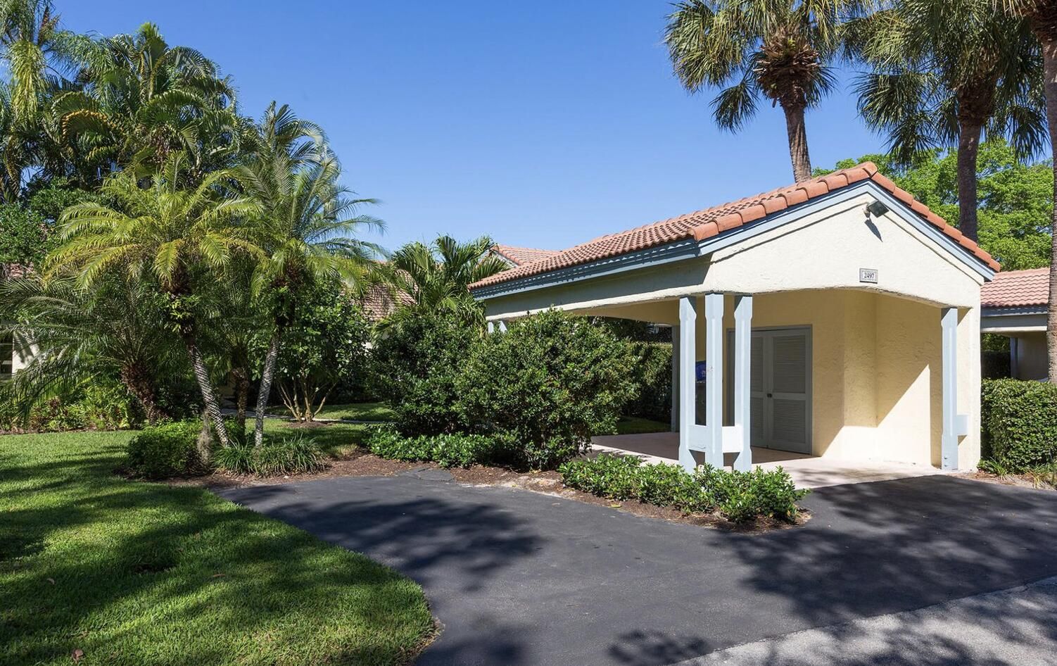 Properties 2497 Vista Del Prado Drive