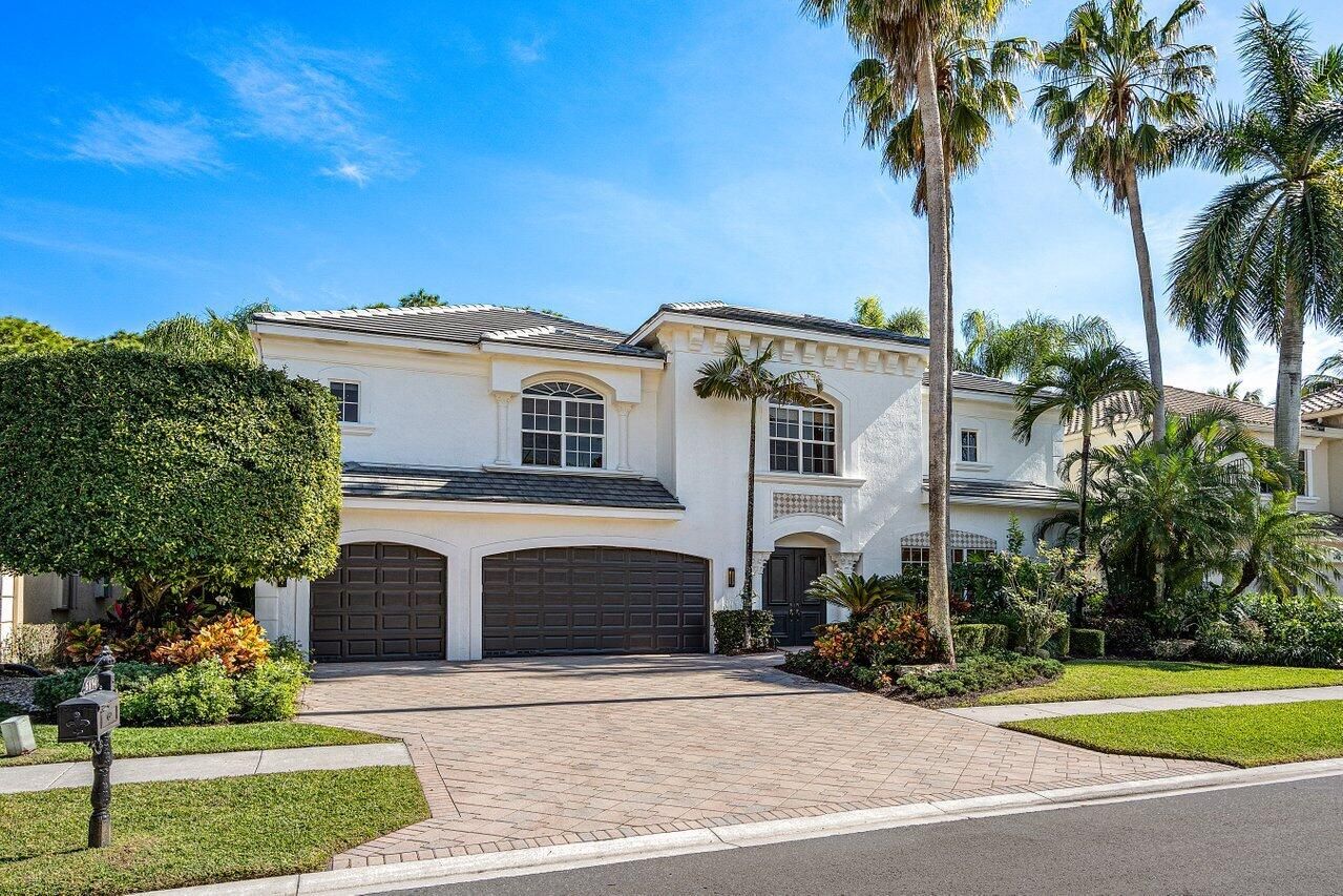6894 Royal Orchid Circle