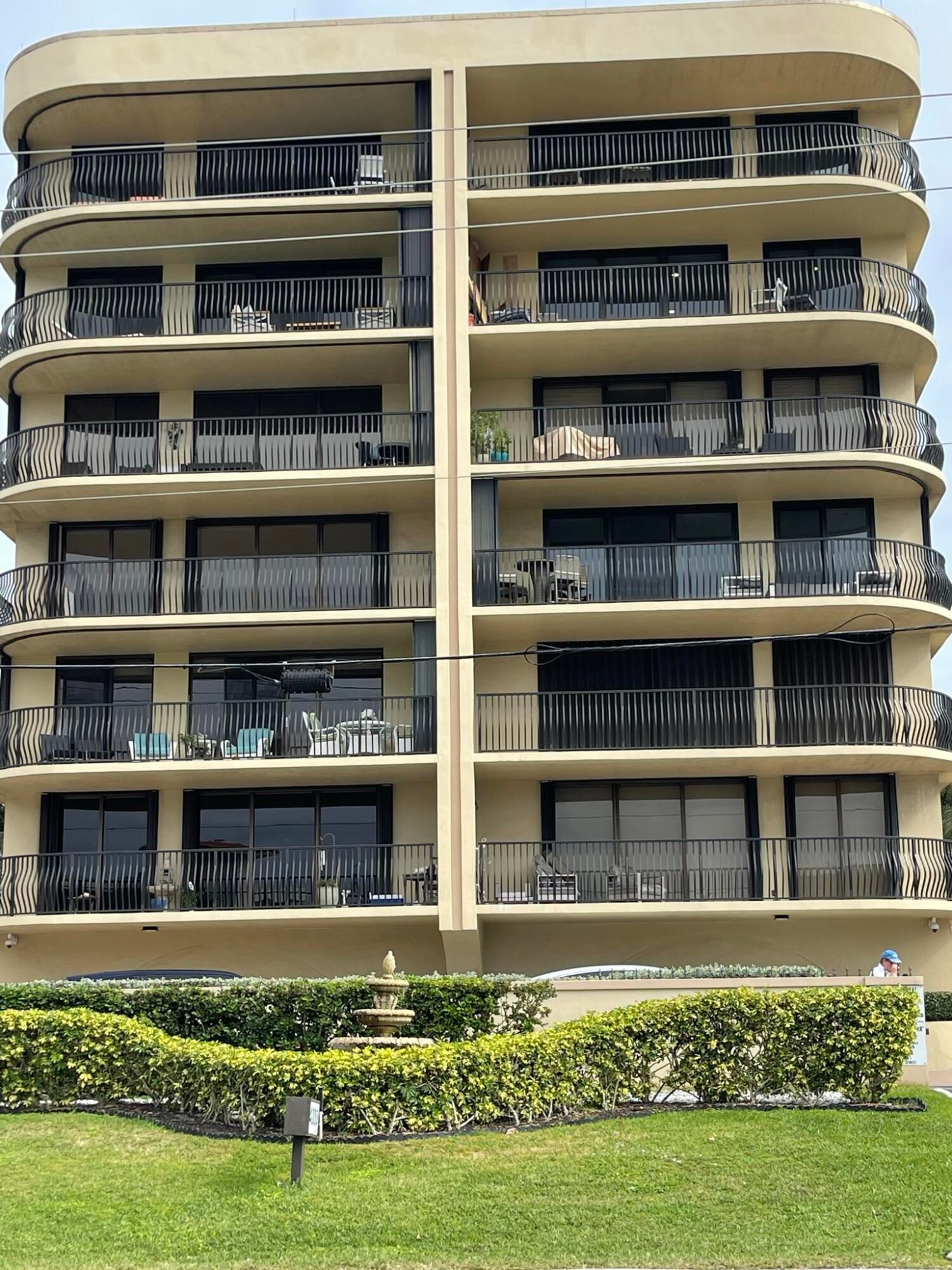 4000 S Ocean Boulevard