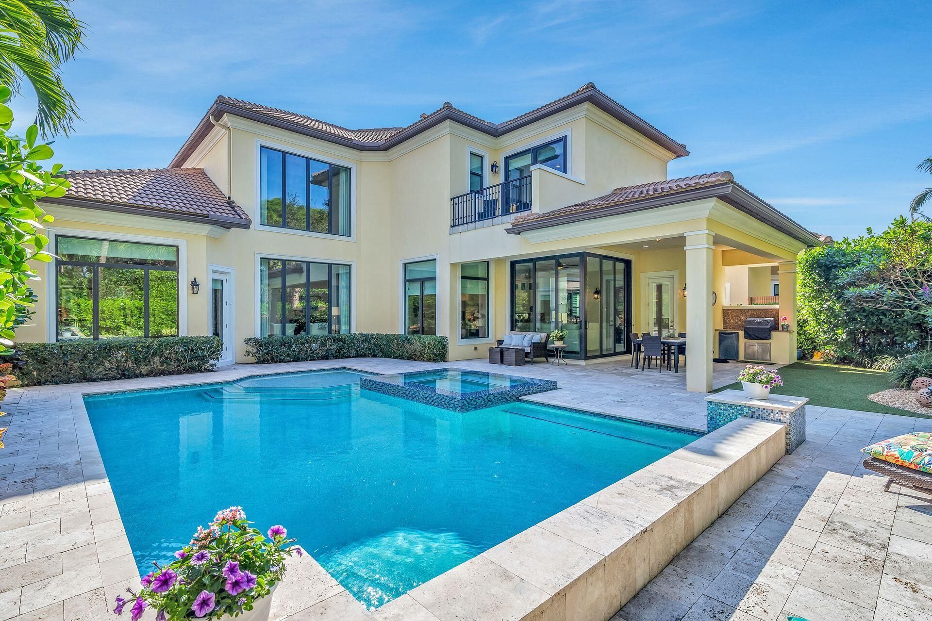 175 Gardenia Isles Drive