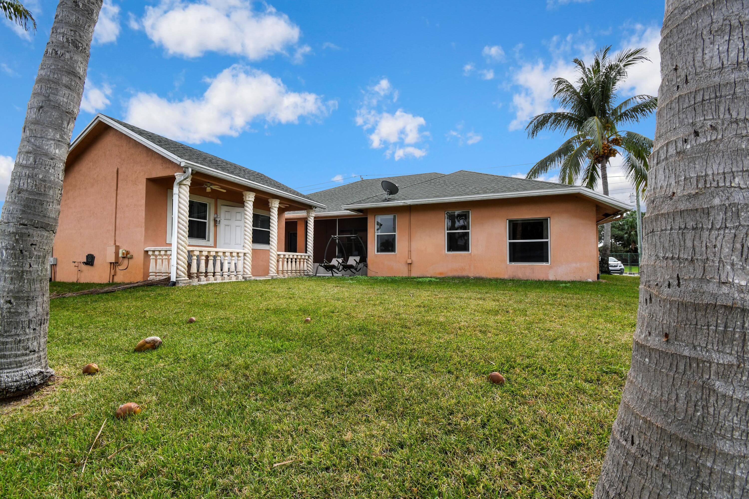 2215 Hypoluxo Road