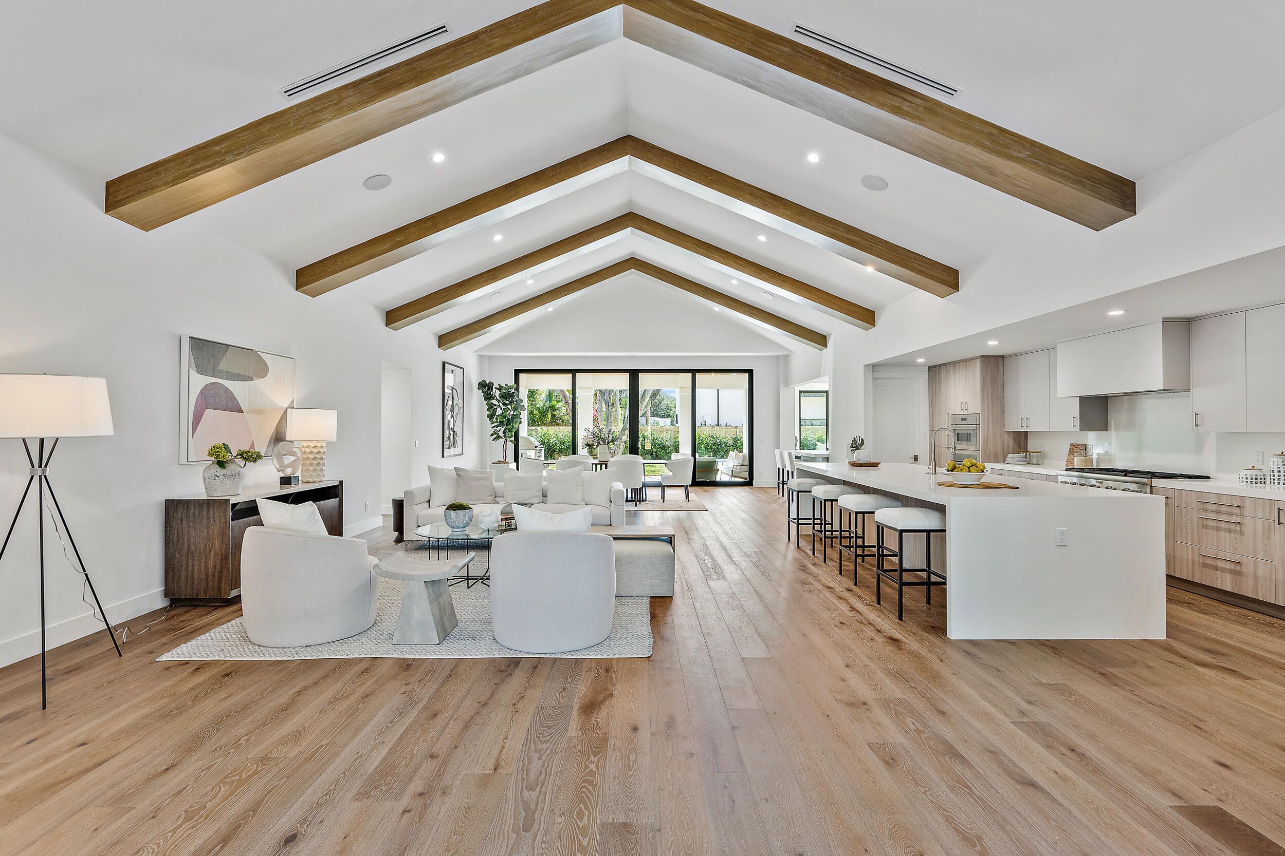 250 Miramar Way