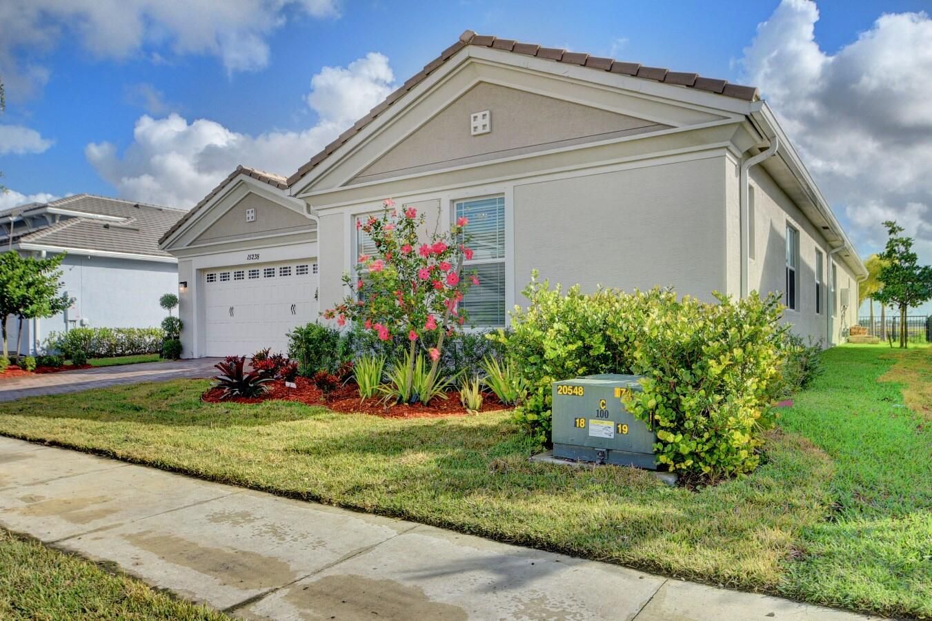 15238 Goldfinch Circle
