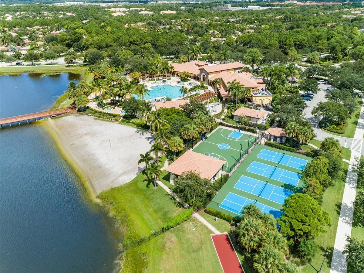 1441 Barlow Court