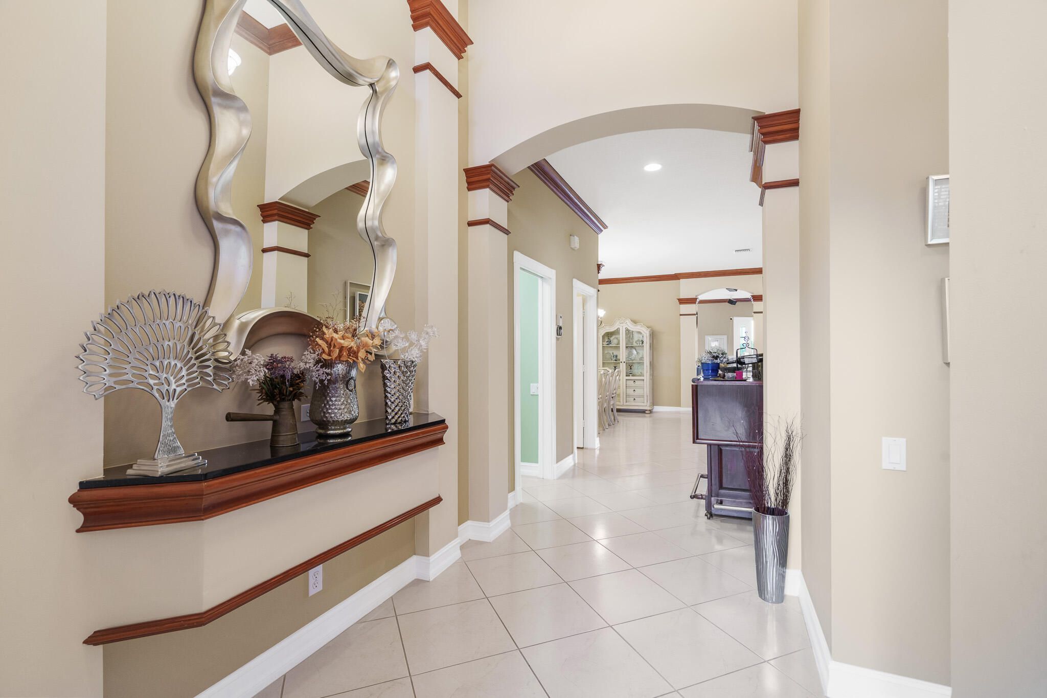5146 Glenville Drive