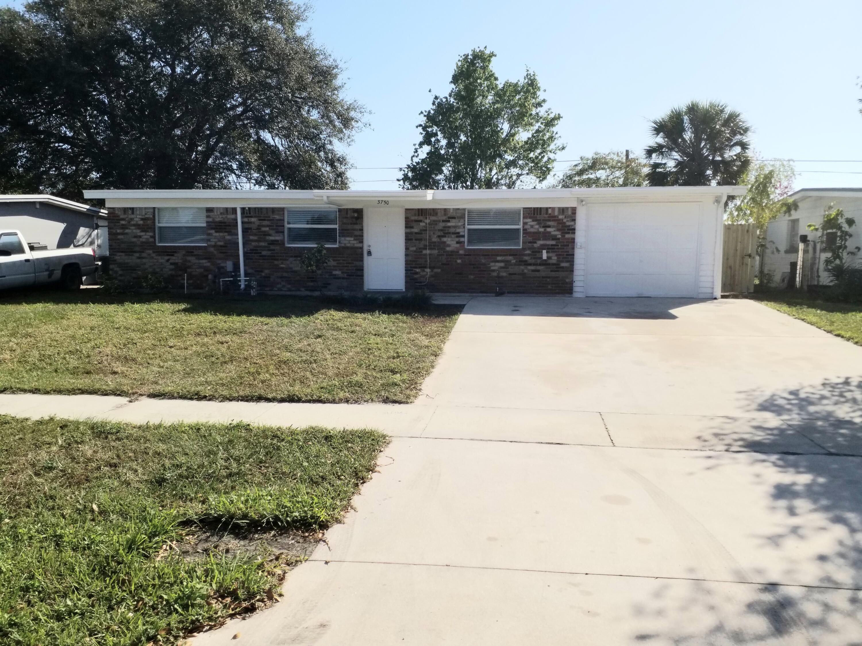 3750 Everglades Road