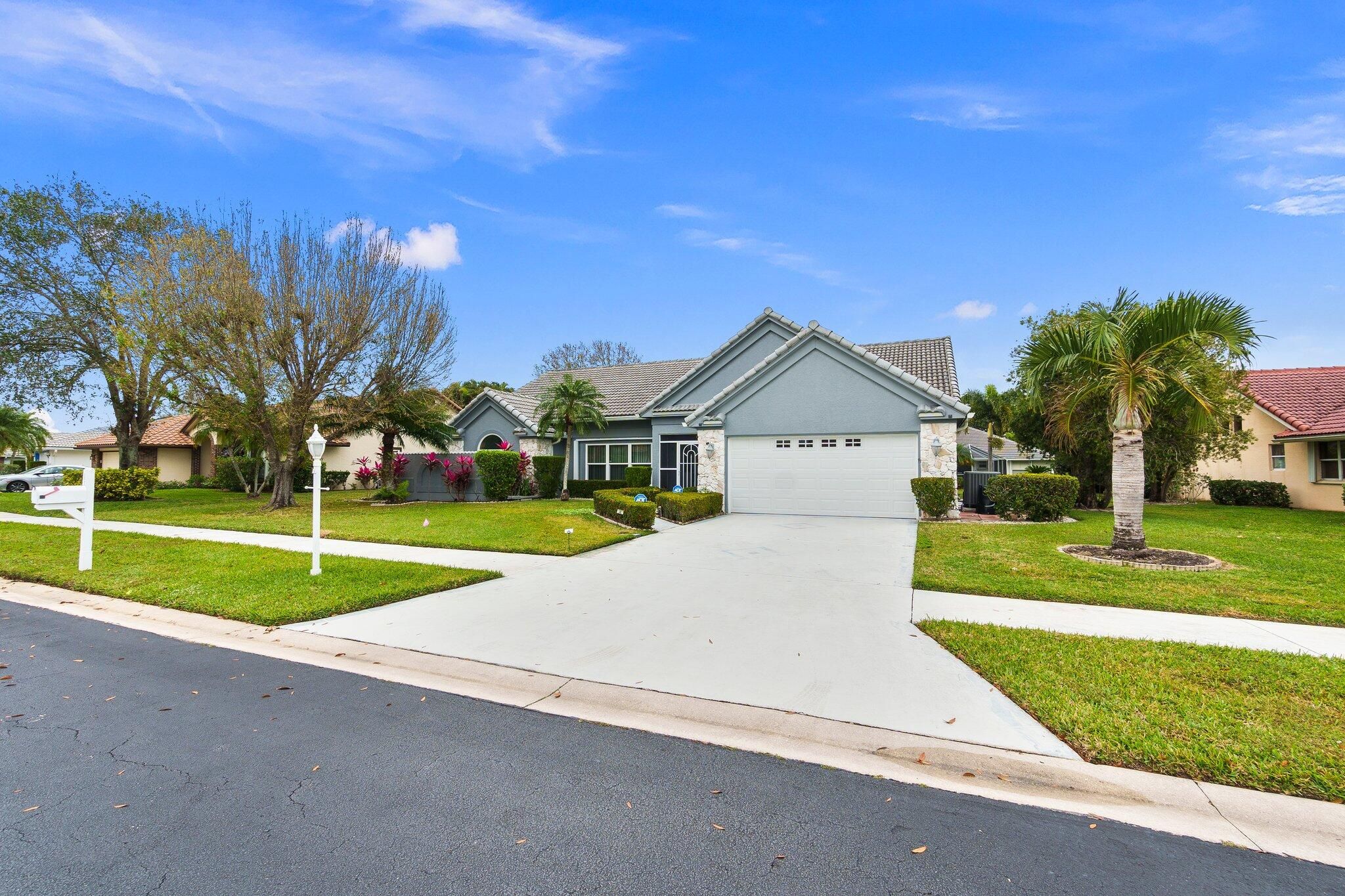 1311 SW Sandalwood Cove