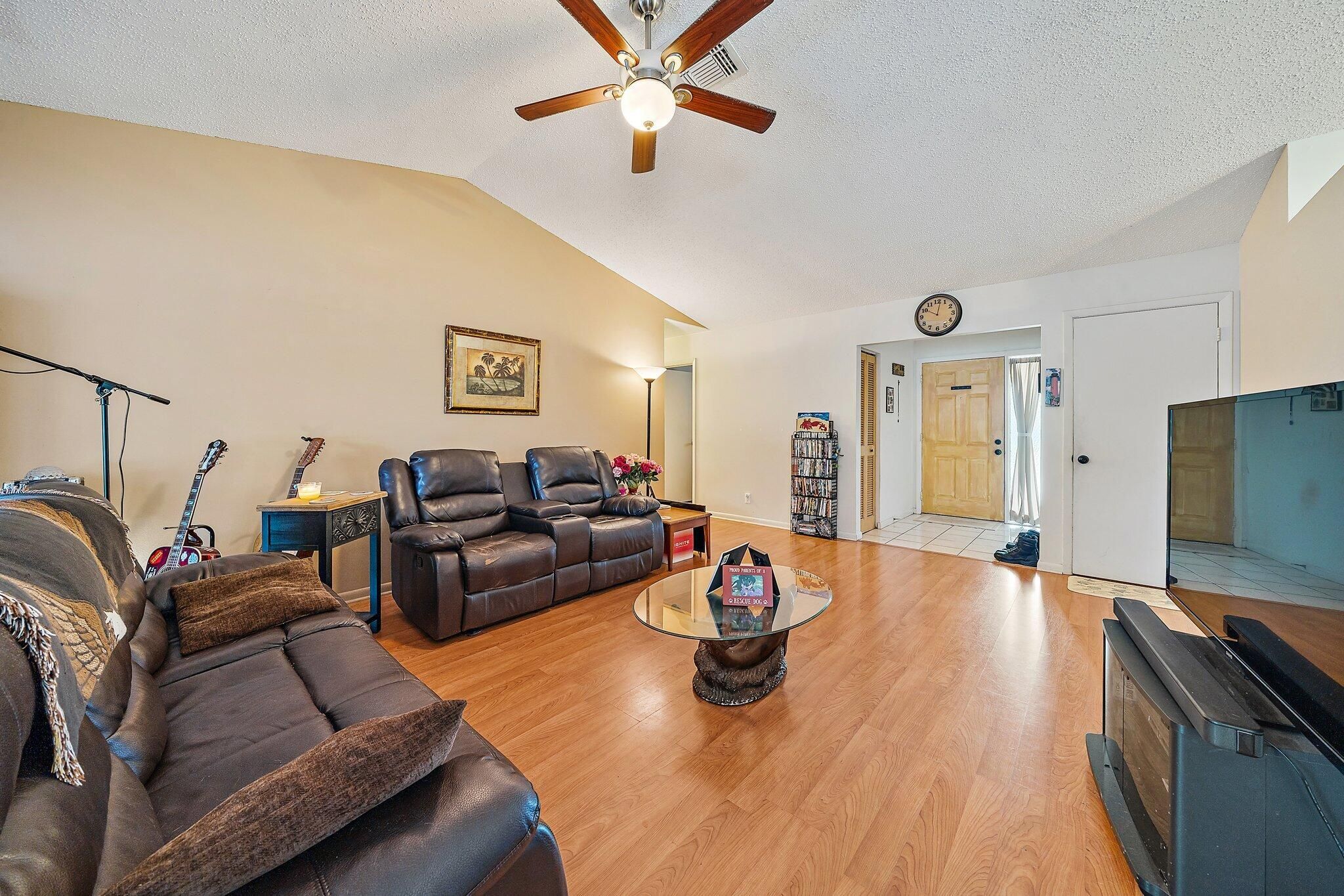 111 Rosewood Circle