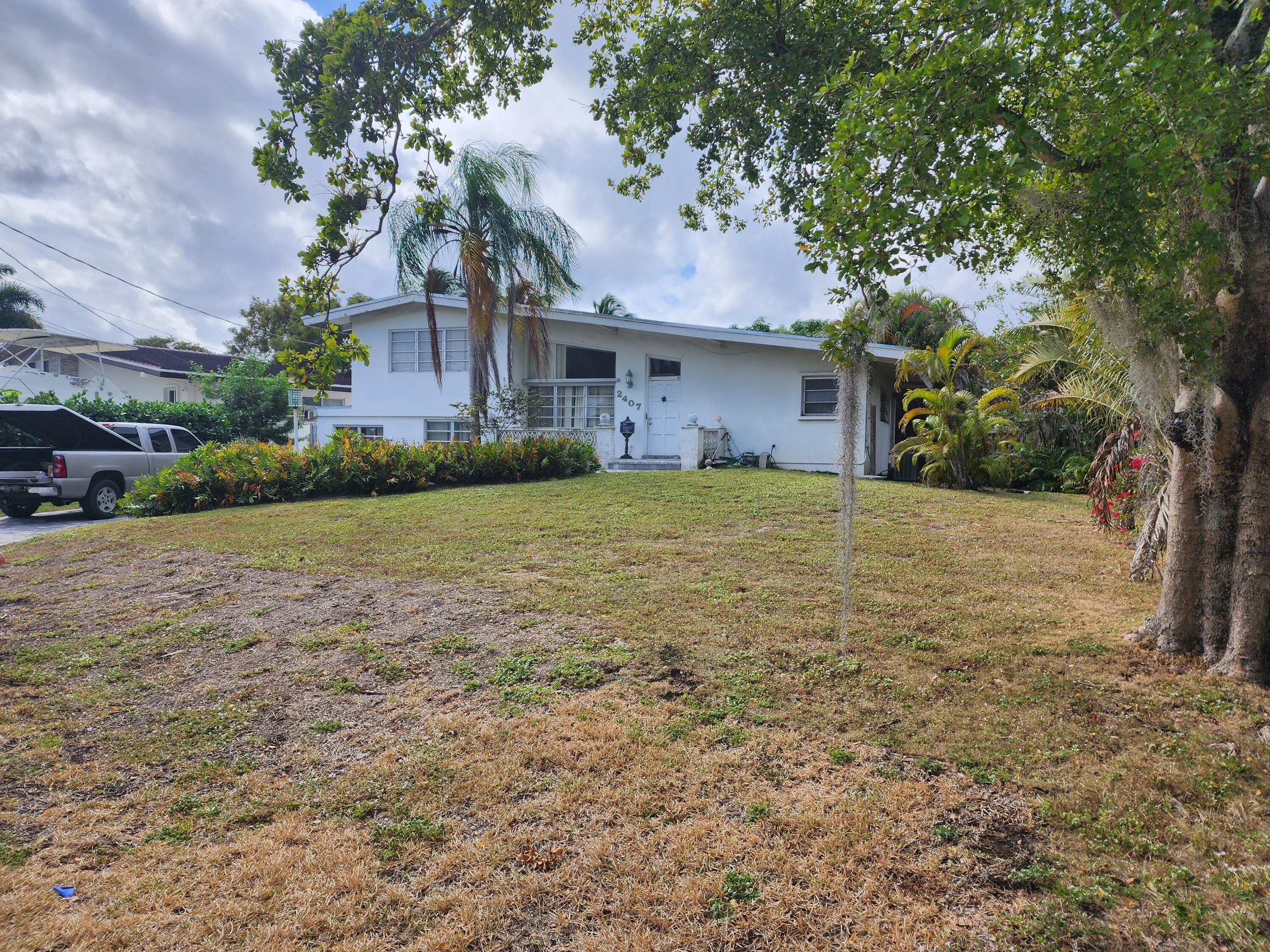 South Florida Home Search 5 2407 Sugarloaf Lane