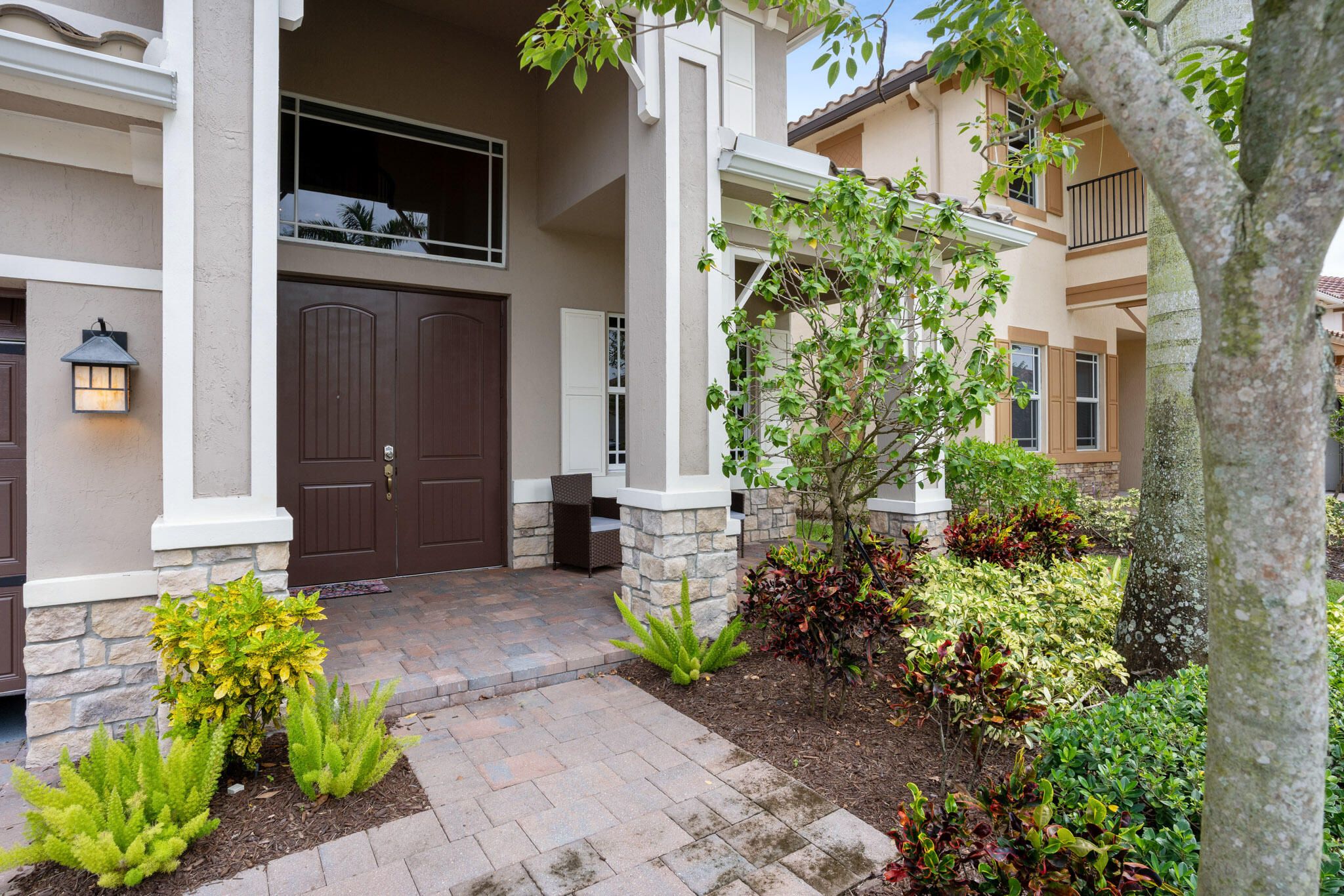 8650 Waterside Court