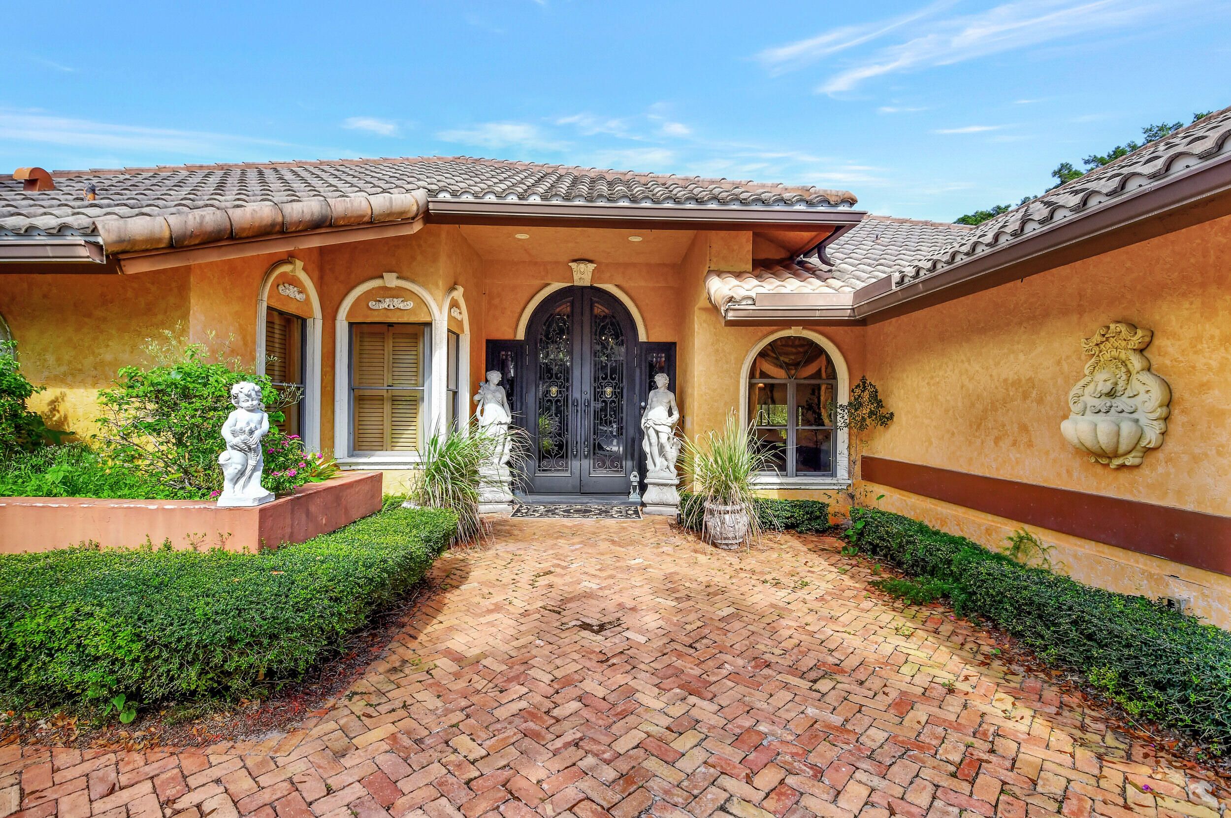 2215 NW 58th Street