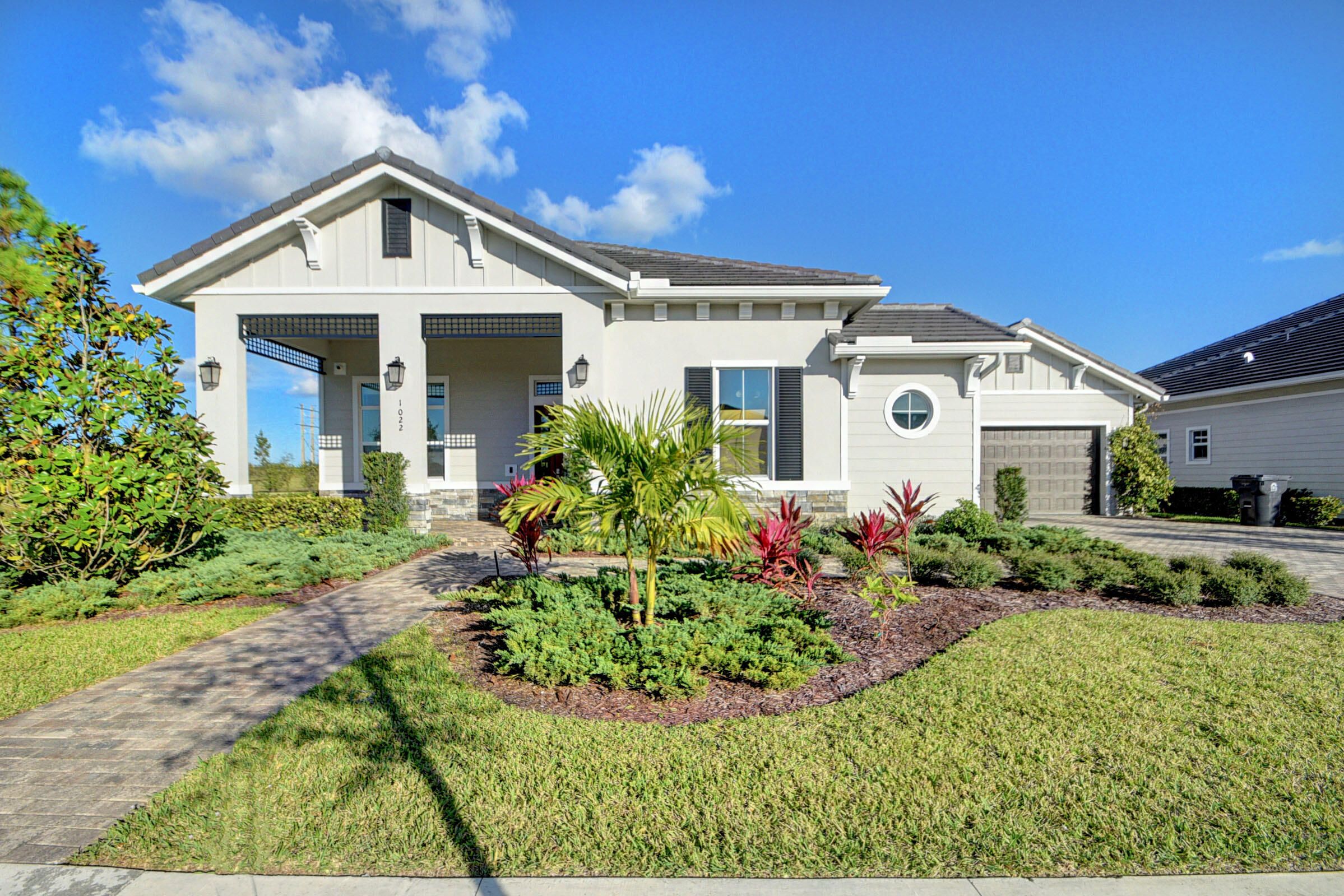 Properties 1022 Castaway Court
