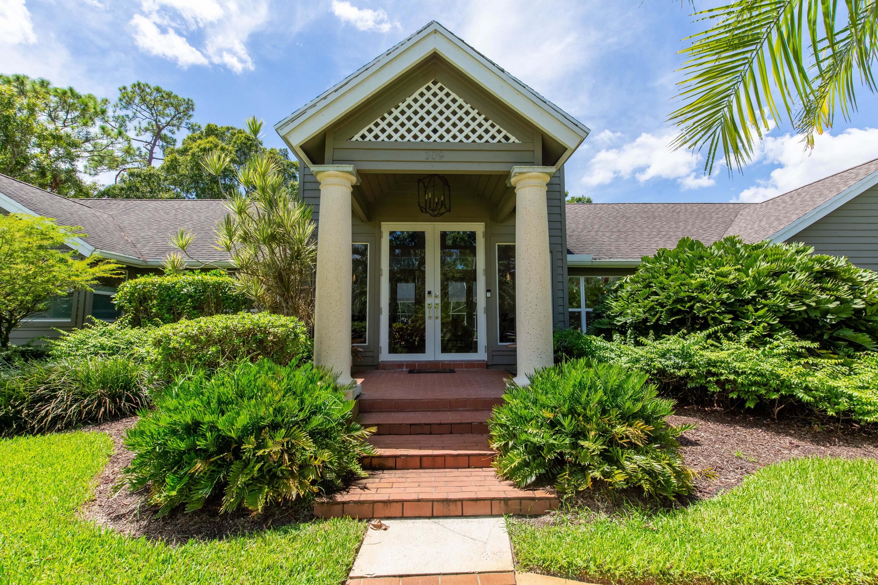 109 Tanbark Trail