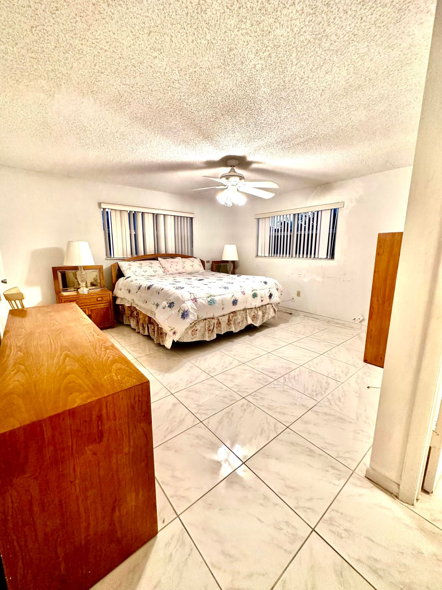 2615 NE 3rd Court
