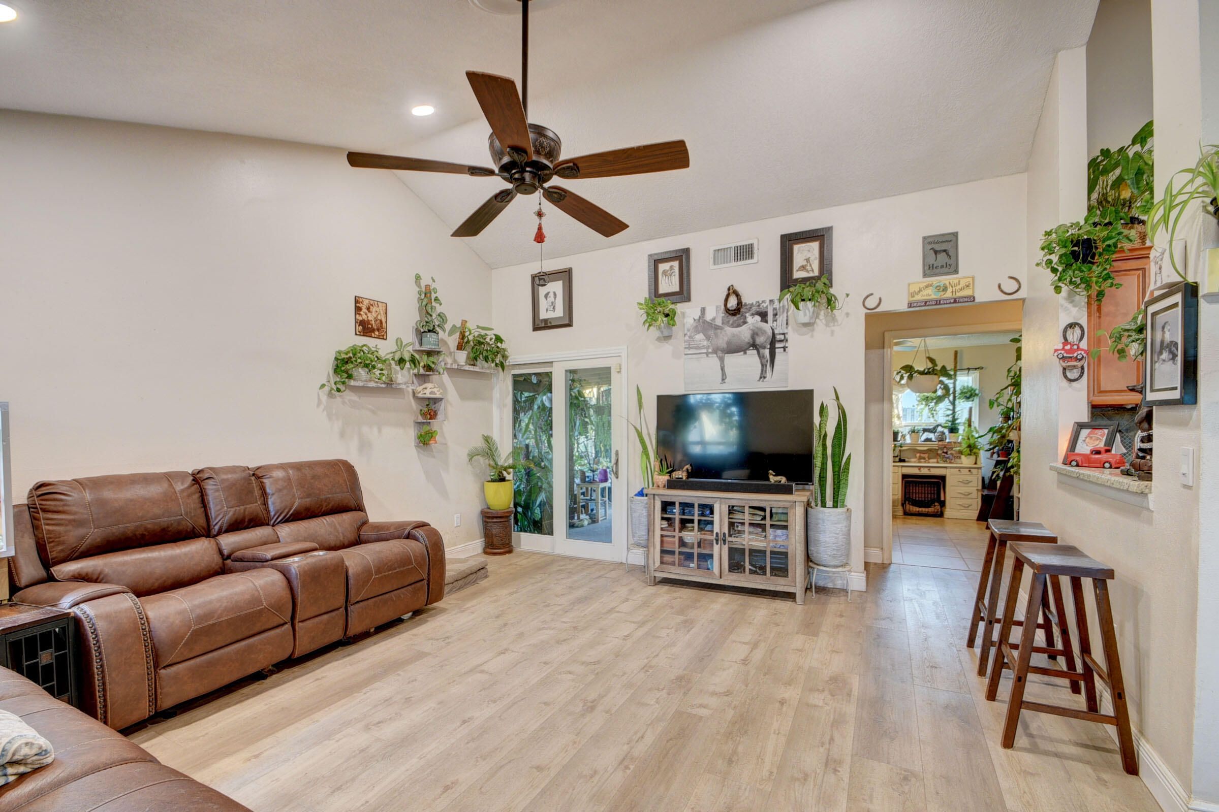 Properties 10562 Fascination Lane