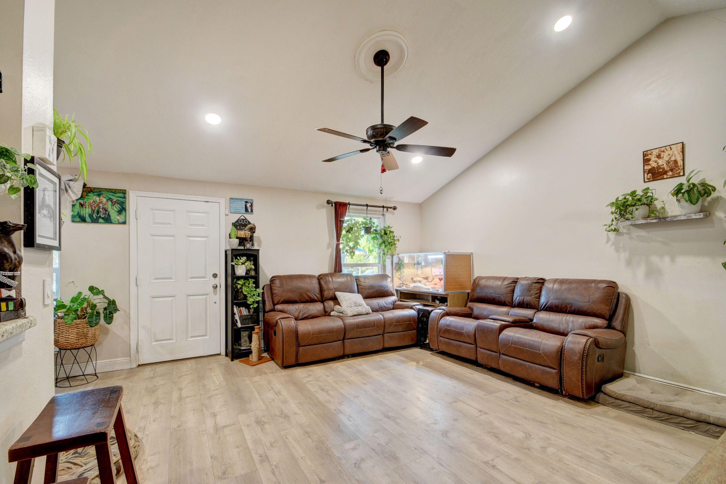 Properties 10562 Fascination Lane