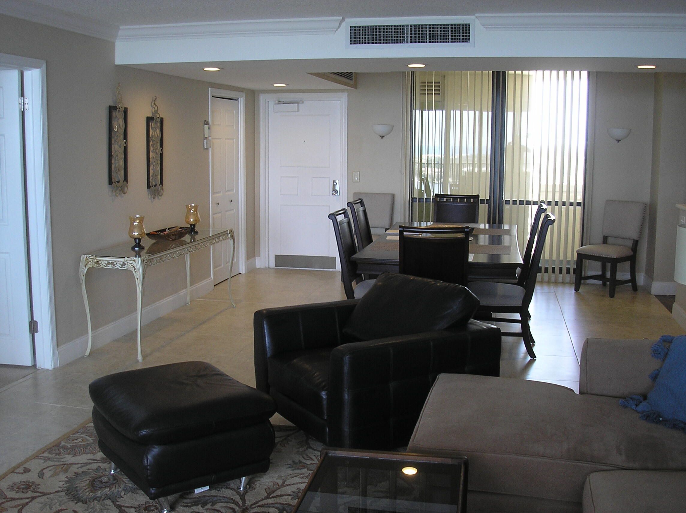 130 Lakeshore Drive