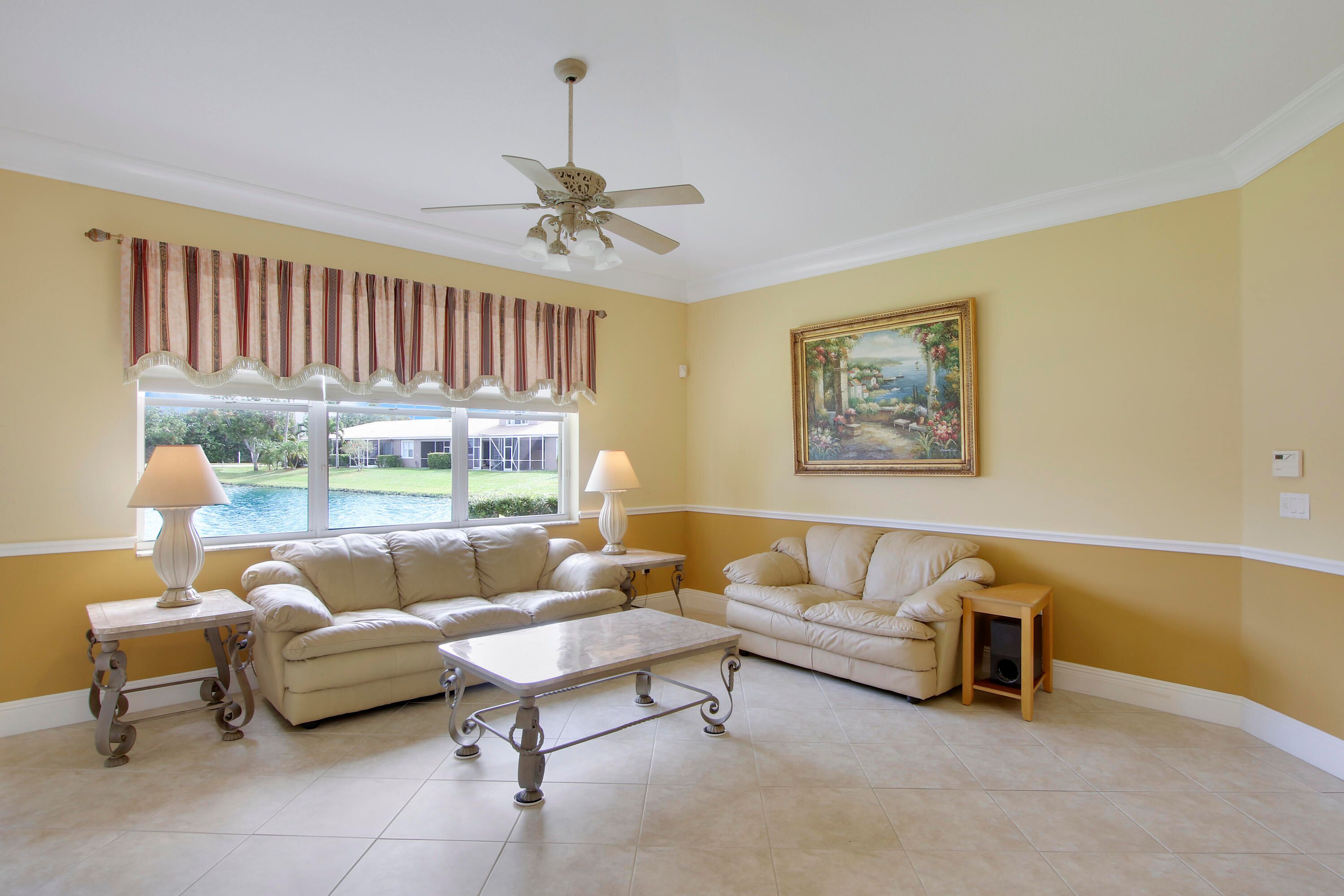 8561 Mangrove Cay