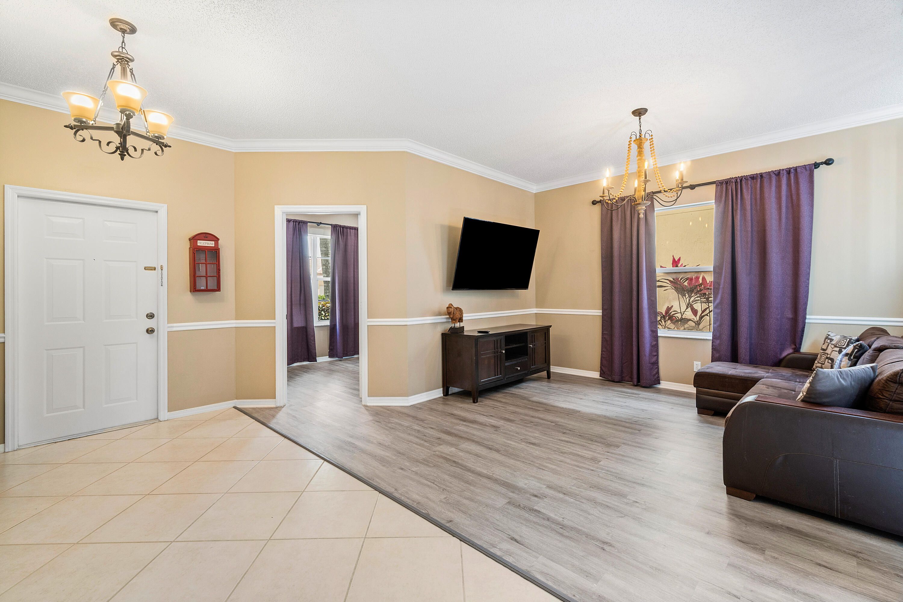 Properties 3554 Old Lighthouse Circle