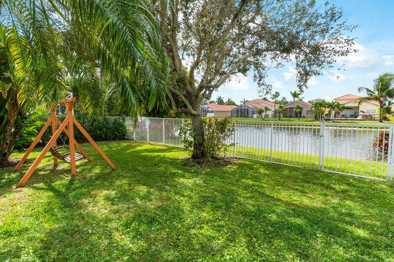 Properties 3554 Old Lighthouse Circle