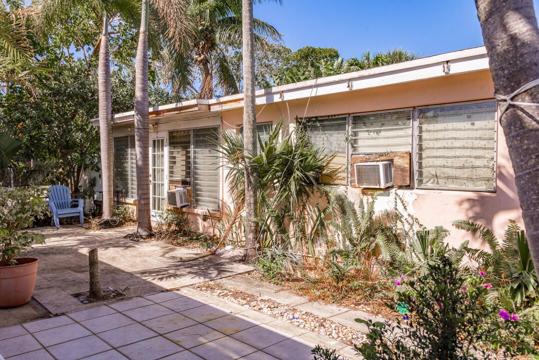 240 Marlborough Road