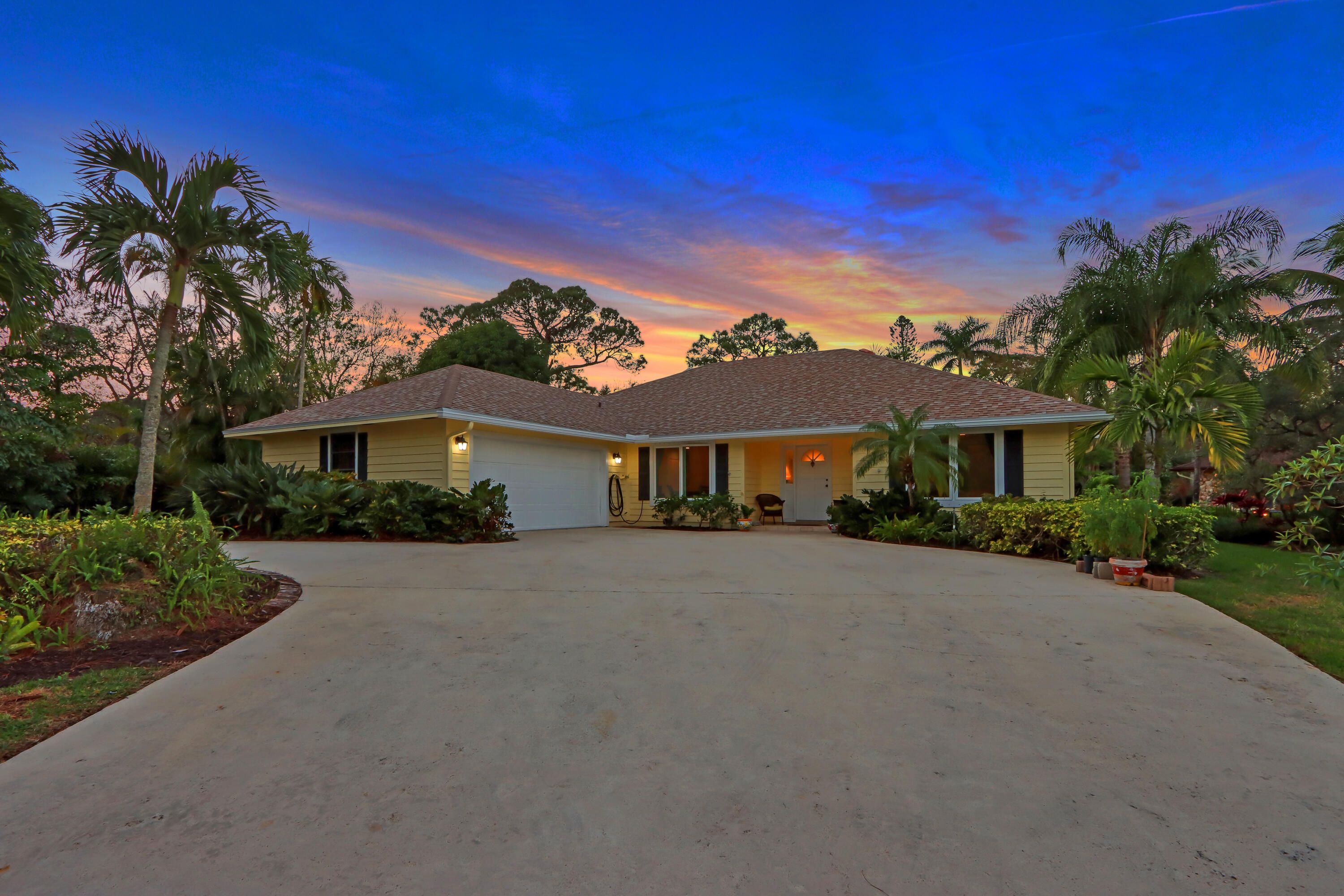 18907 N Golden Hawk Trail