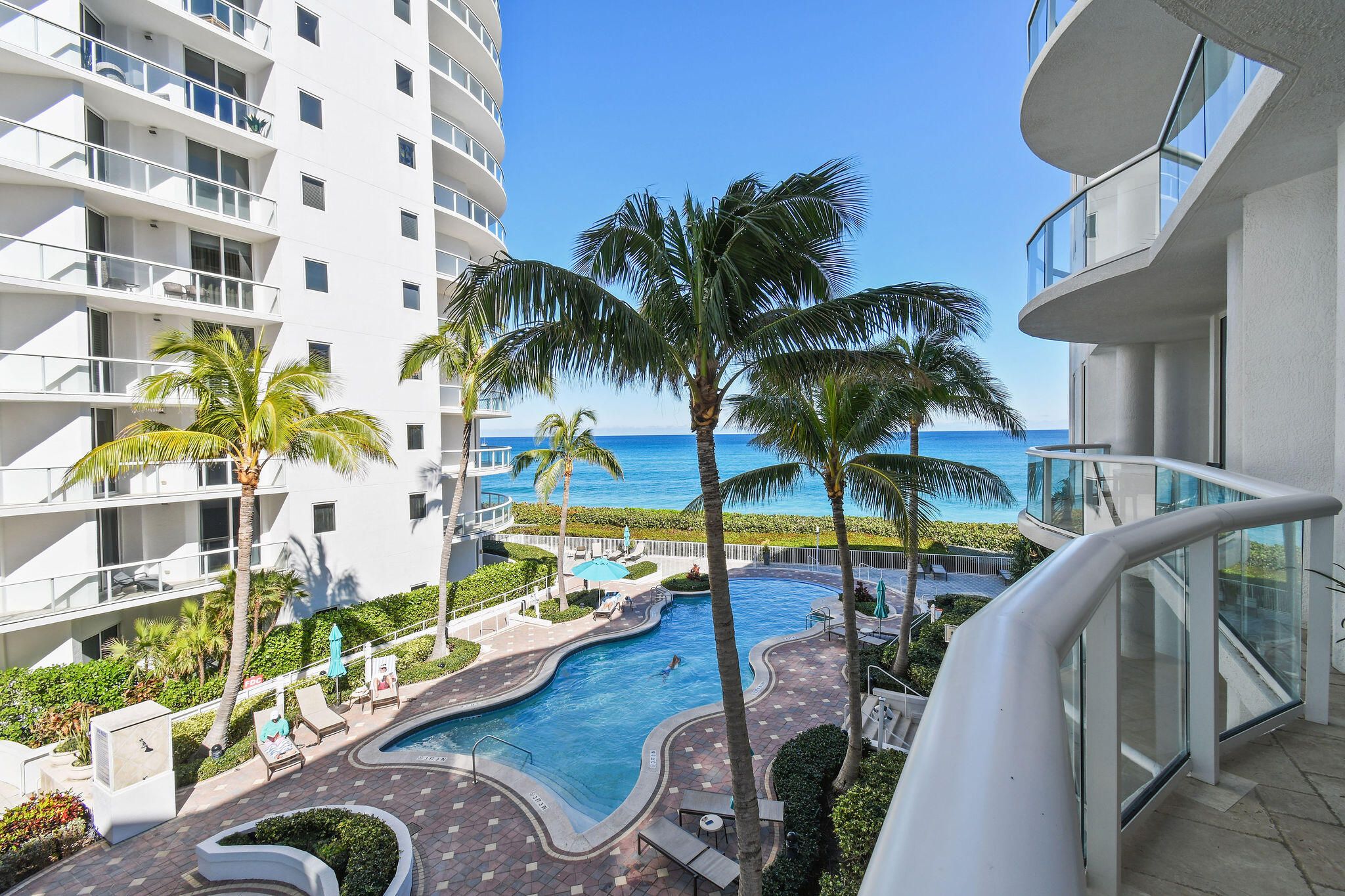 4600 N Ocean Drive