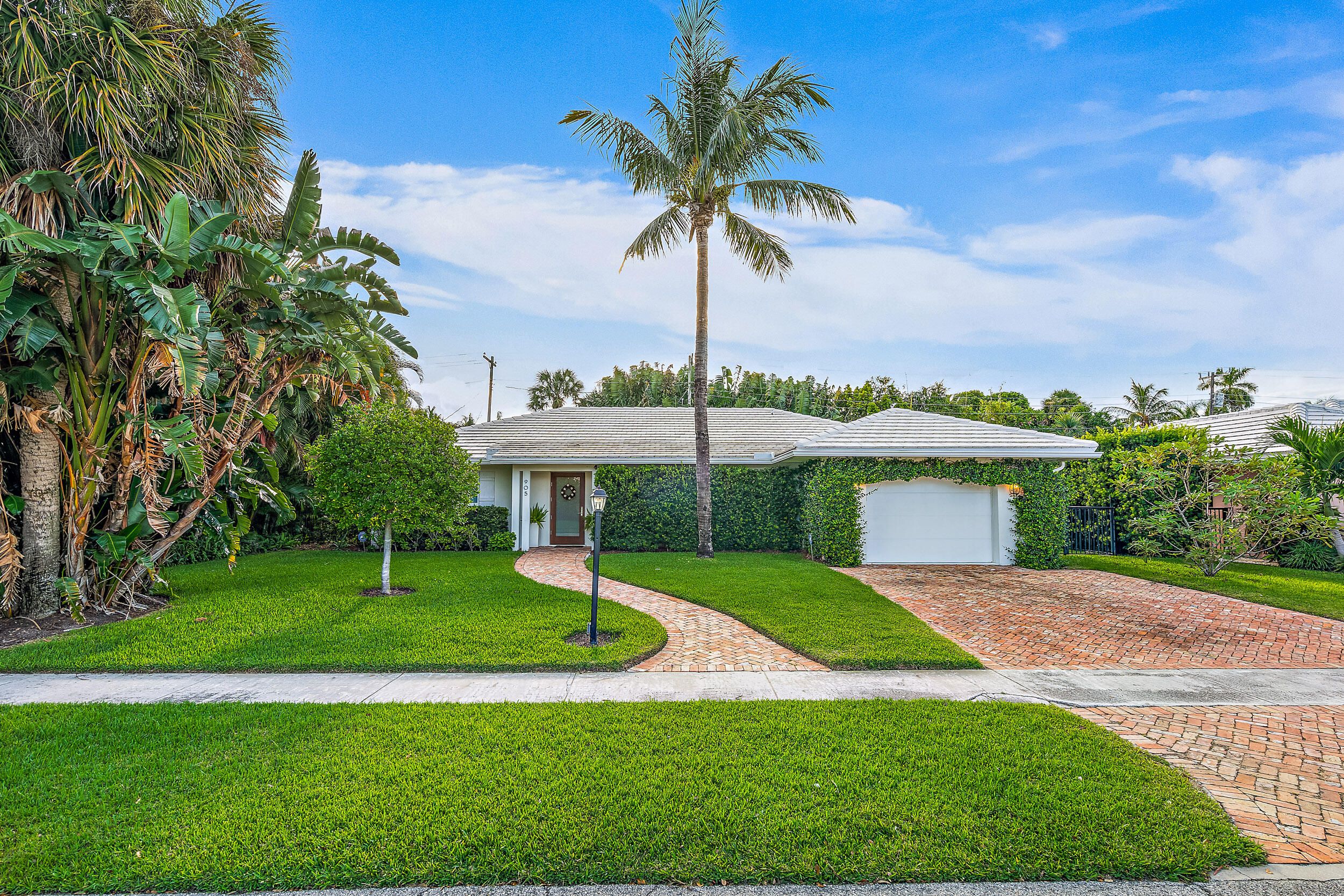 905 Elderberry Way