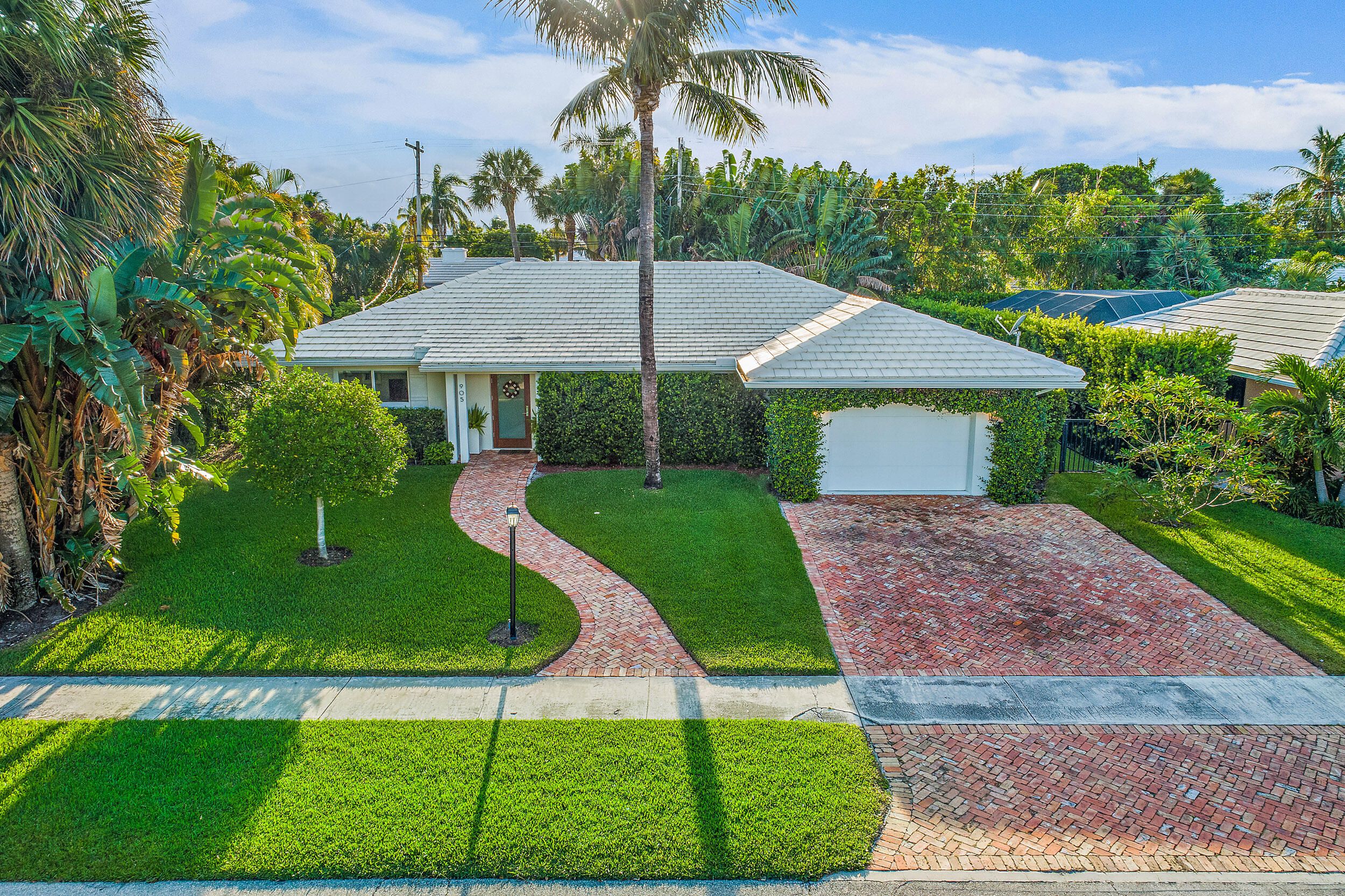905 Elderberry Way